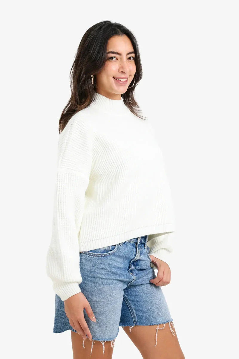 Carina - Dropped Shoulder Pullover 3