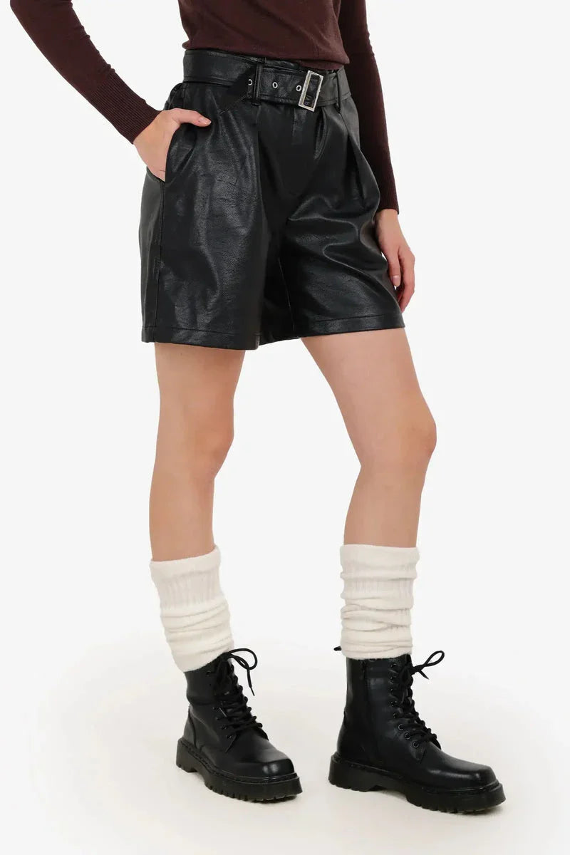 Carina - Wide Leg Faux Leather Shorts 2