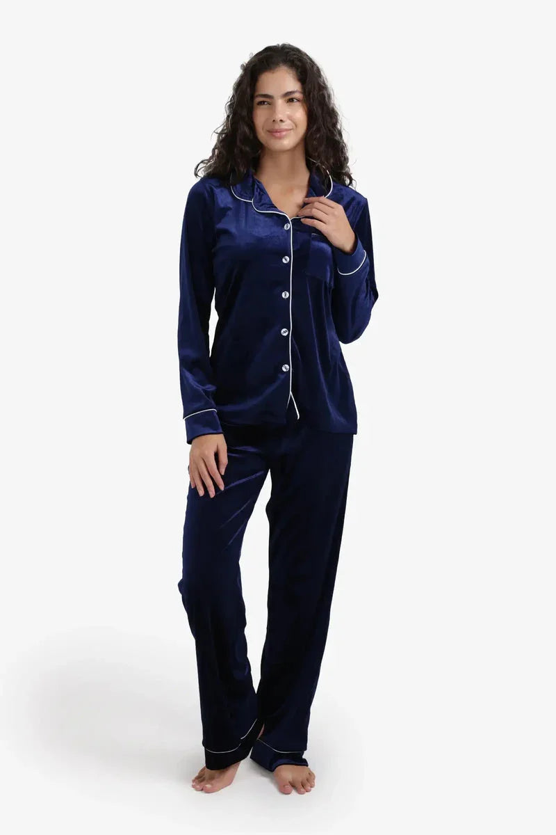 Carina - Classic Velvet Pyjama Set 4