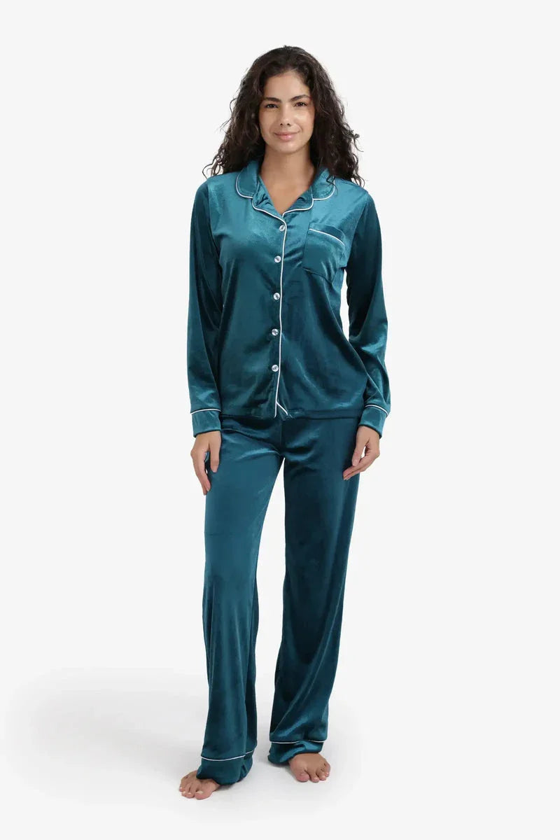 Carina - Classic Velvet Pyjama Set 2