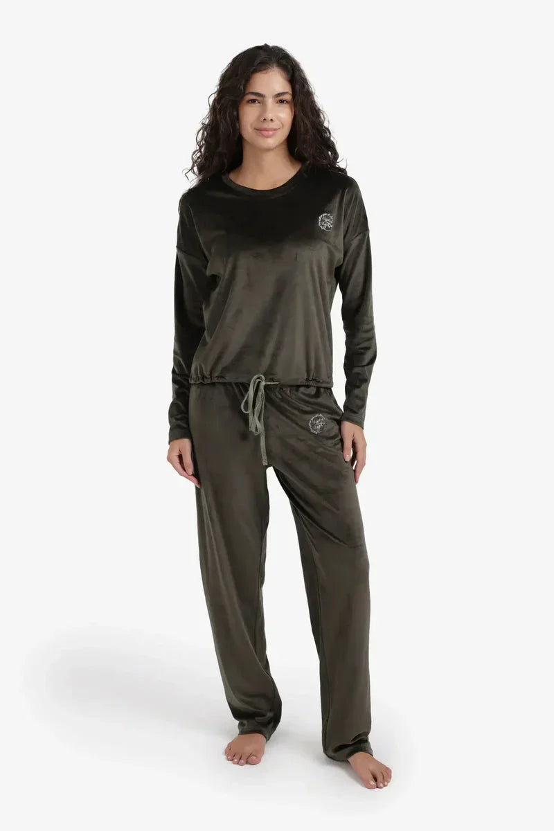 Carina - Embroidered Logo Pyjama Set 1