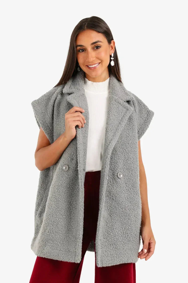 Carina - Relaxed Double-Breasted Vest 3