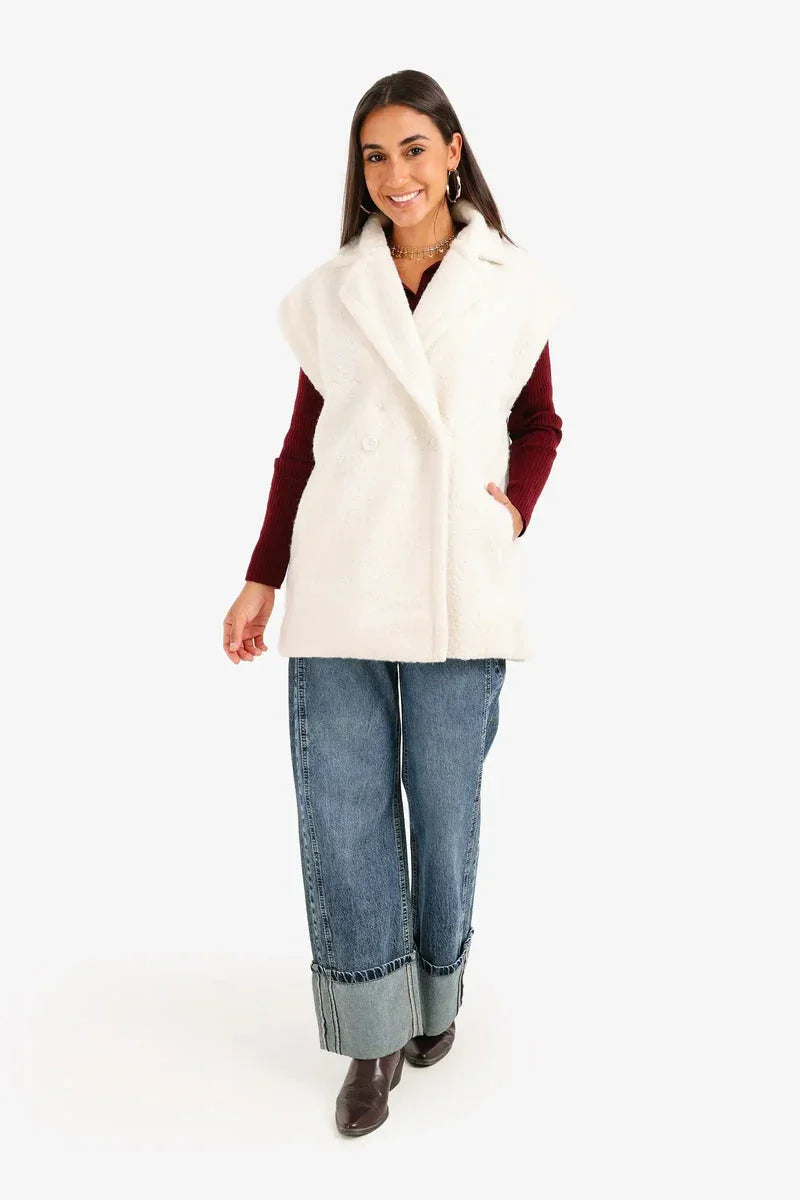 Carina - Relaxed Double-Breasted Vest 11