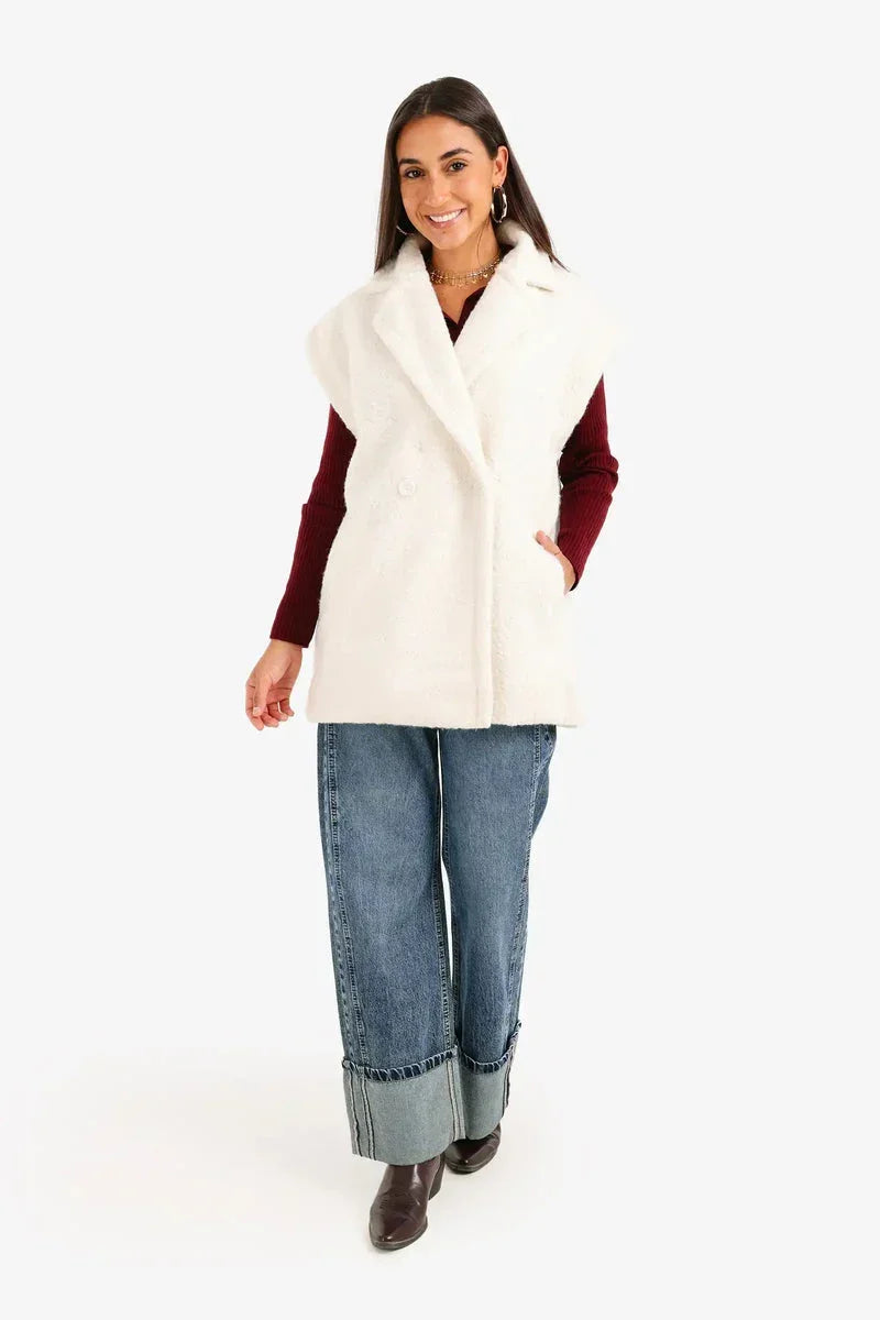 Carina - Relaxed Double-Breasted Vest 11