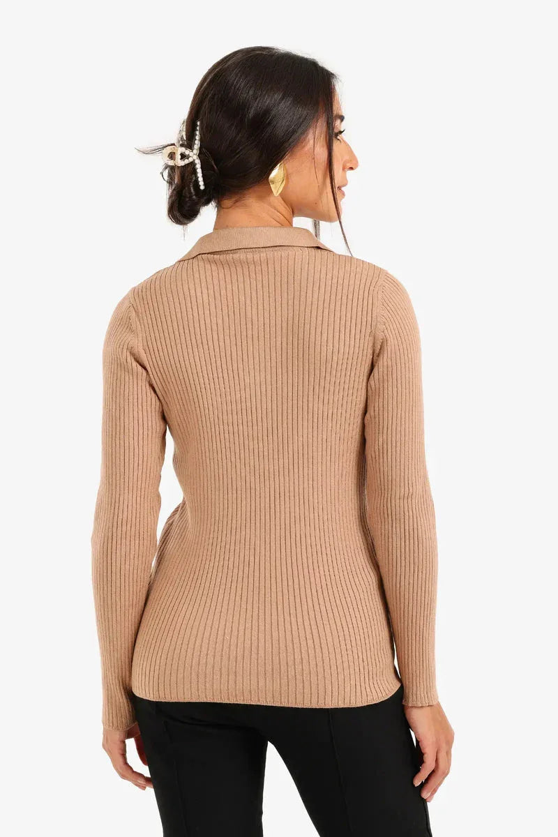 Carina - Ribbed Pullover with Collar 12