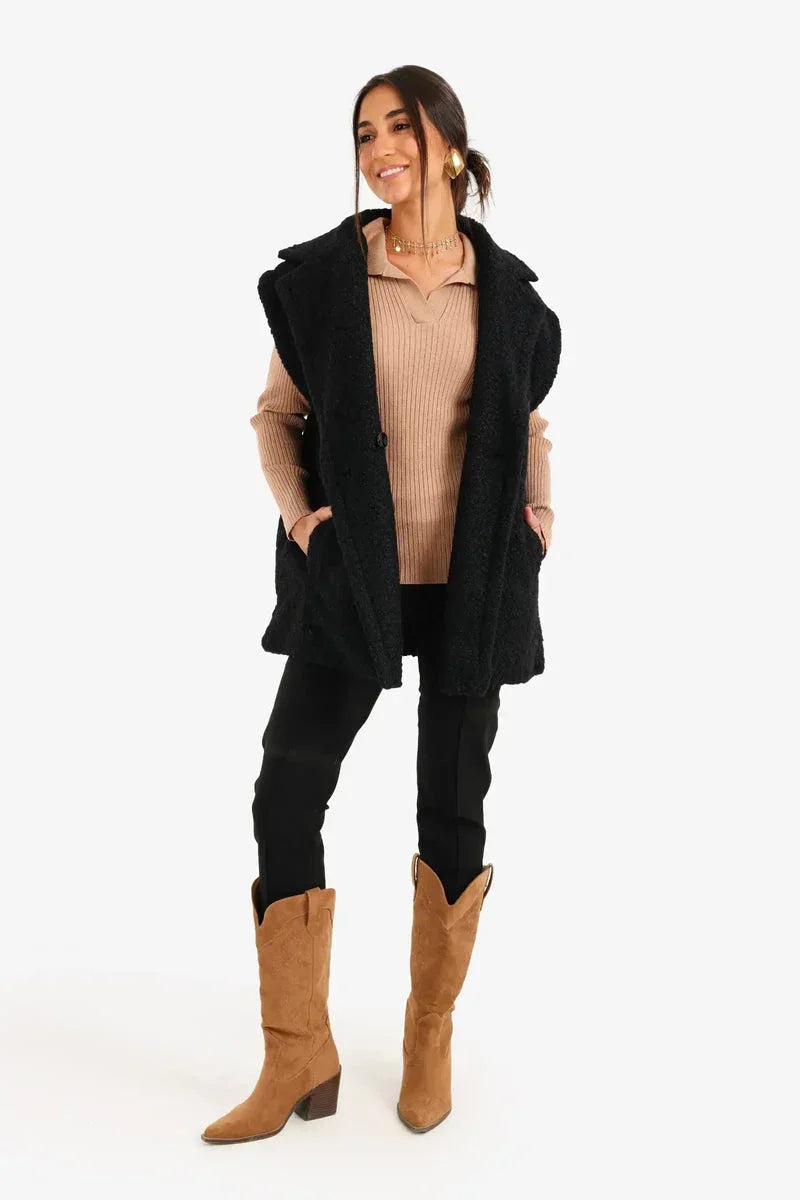 Carina - Relaxed Double-Breasted Vest 13