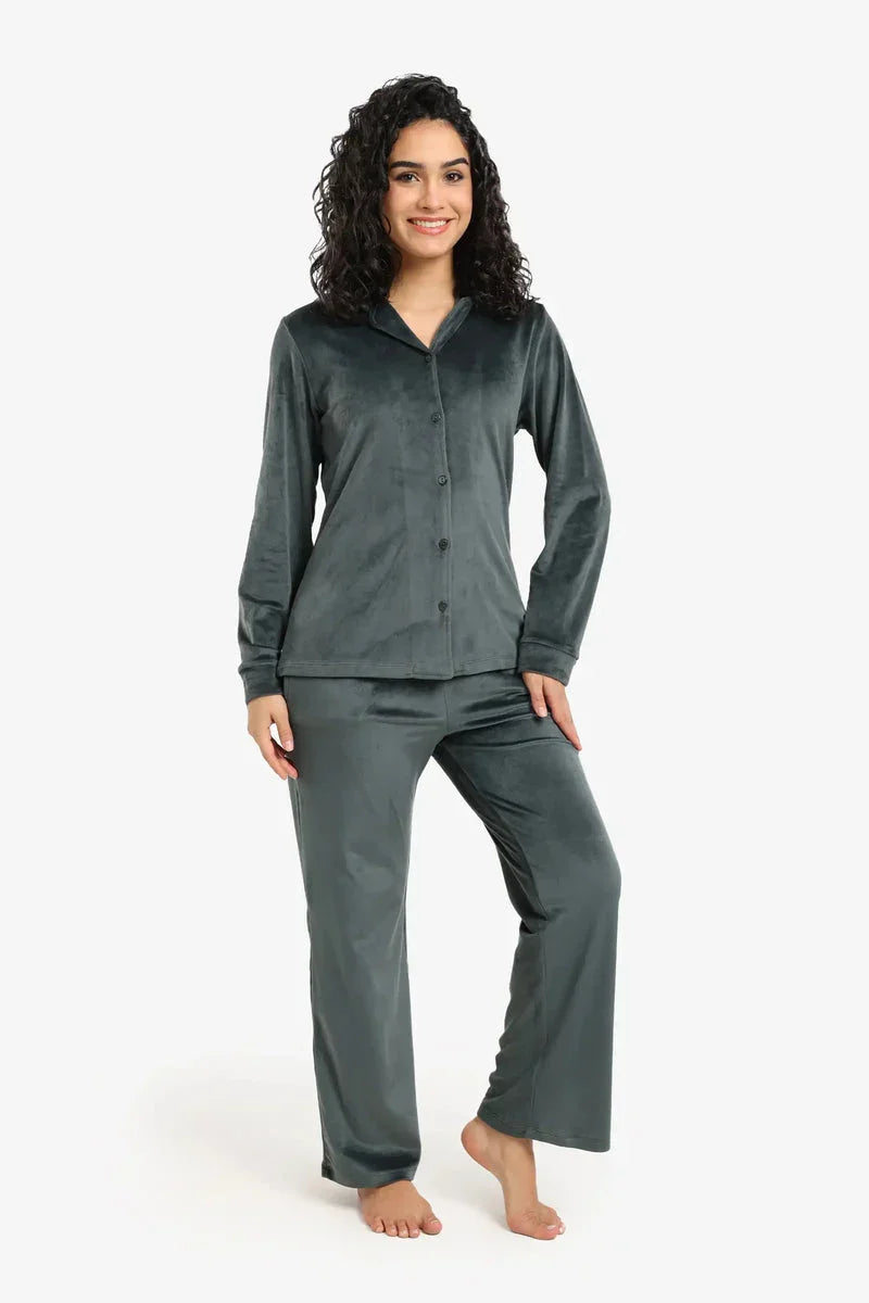 Carina - Velvet Classic Pyjama Set 3