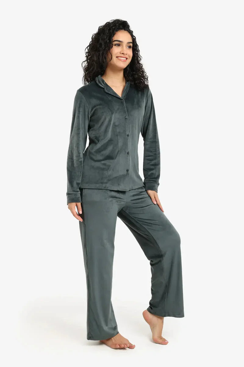 Carina - Velvet Classic Pyjama Set 12