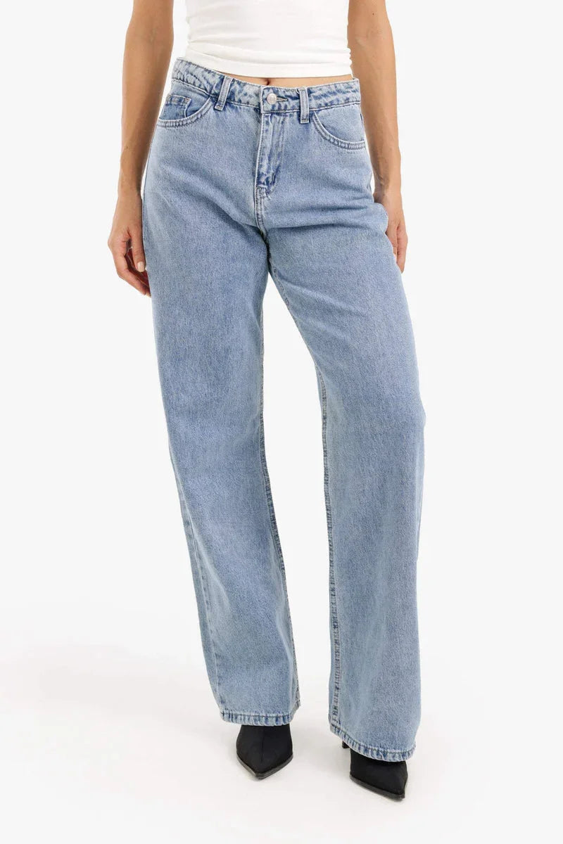 Carina - Straight Cut Denim Pants 1