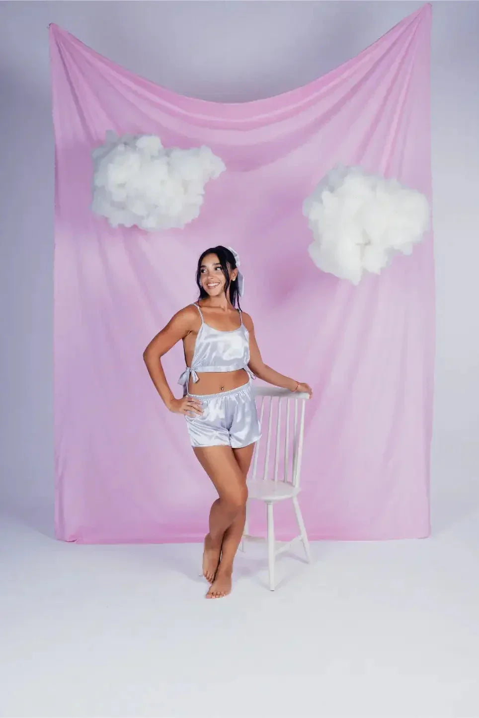 Carina - Cropped Silver Pyjama Set 1