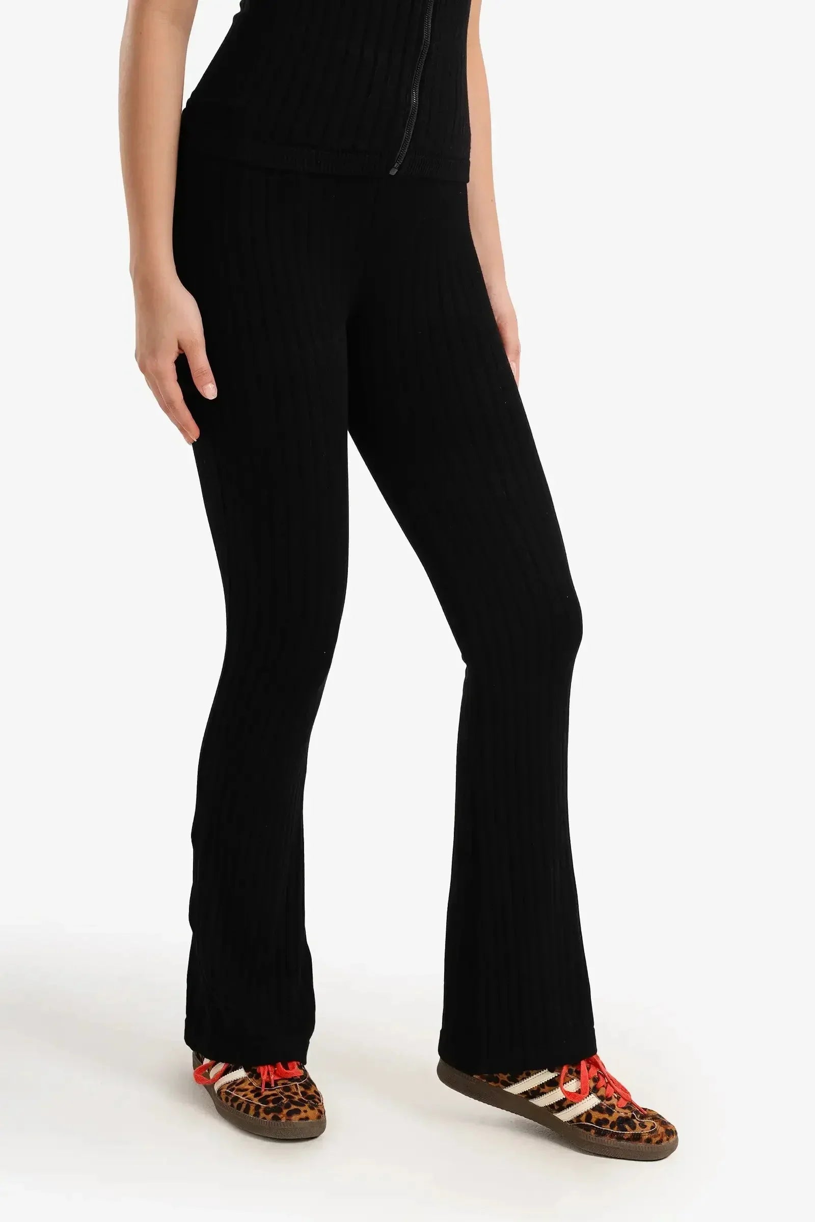 Carina - Ribbed Flare Leggings 5