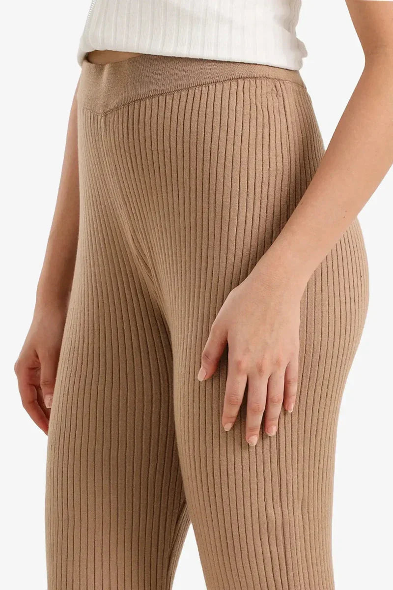 Ribbed Flared Pants - Carina 8