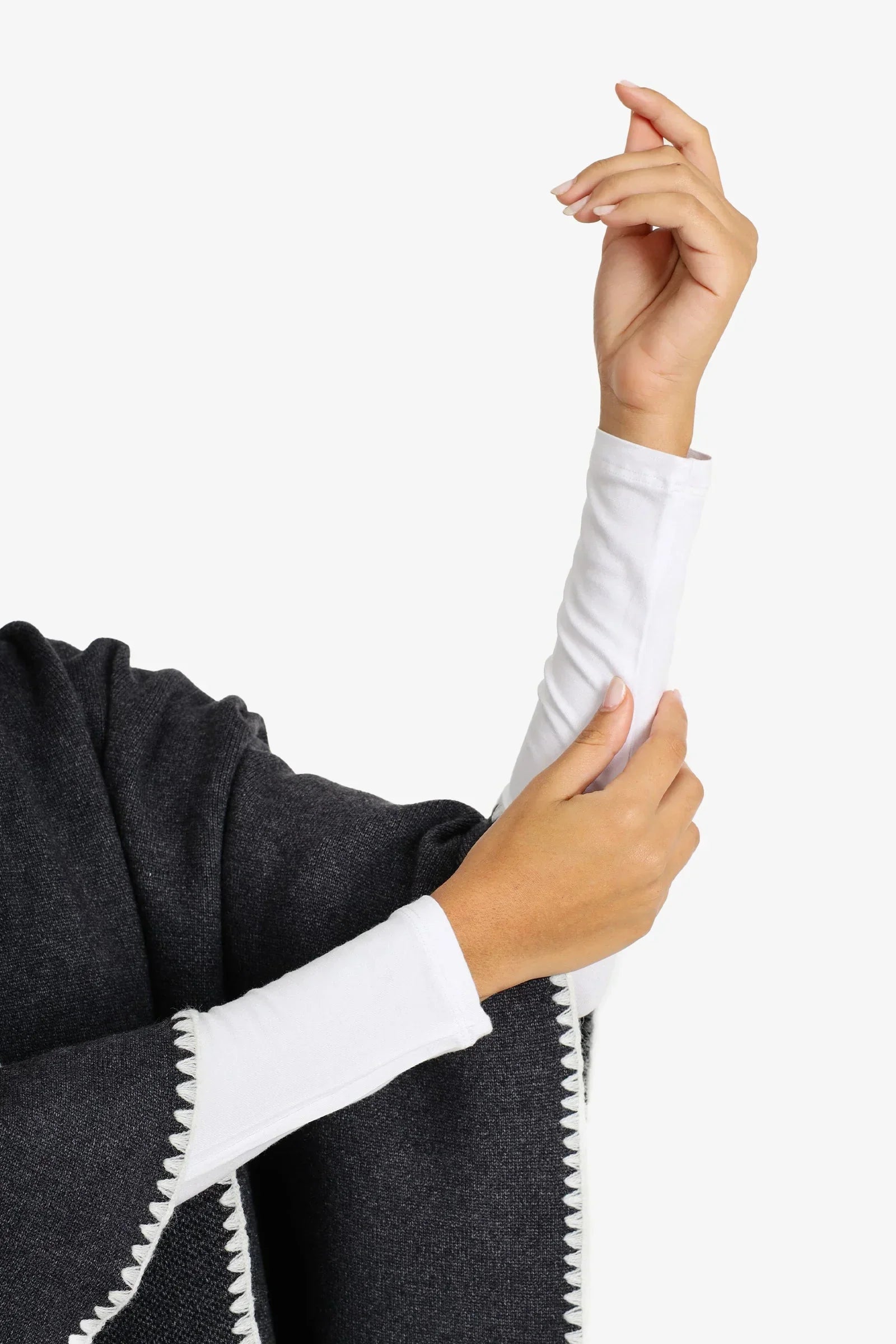 Clue - Detachable Arm Sleeves 2