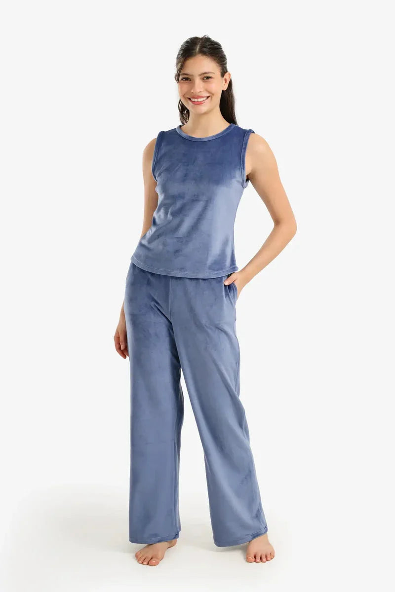 Carina - Velvet 3-Piece Pyjama Set 11