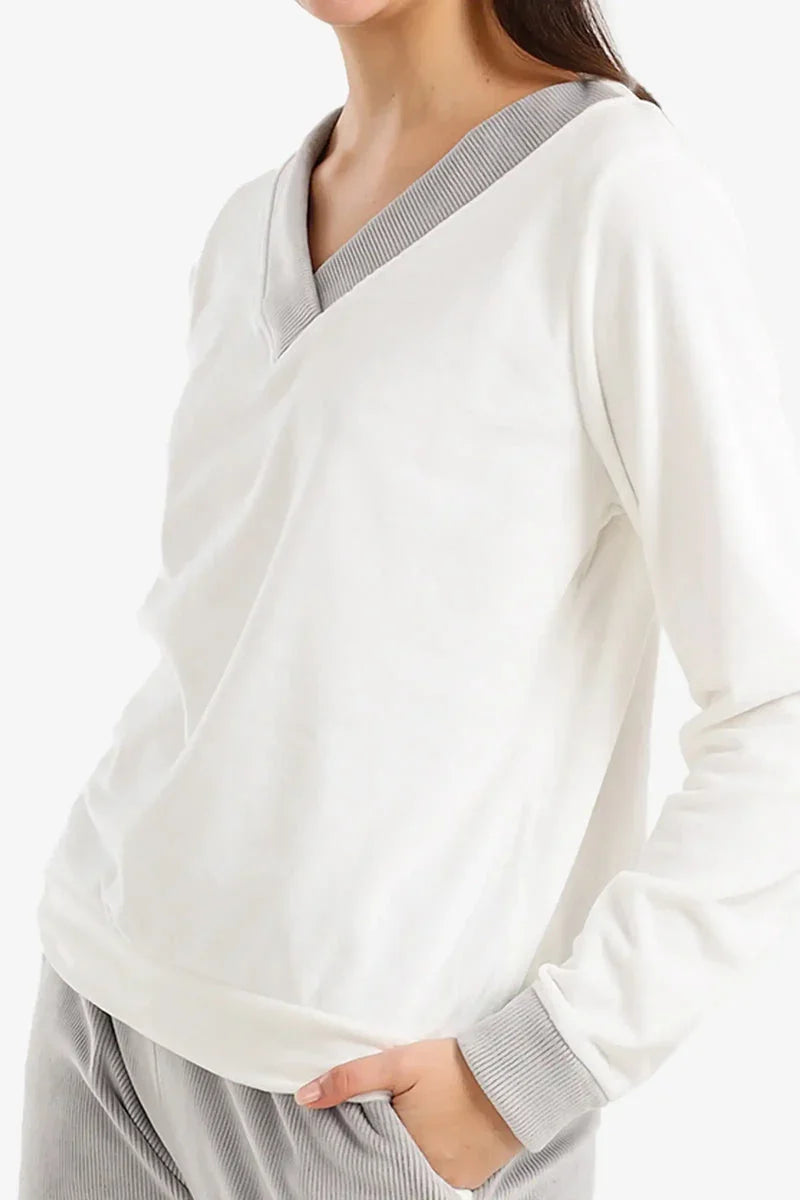 Carina - Velvet V-Neck Pyjama Set 10