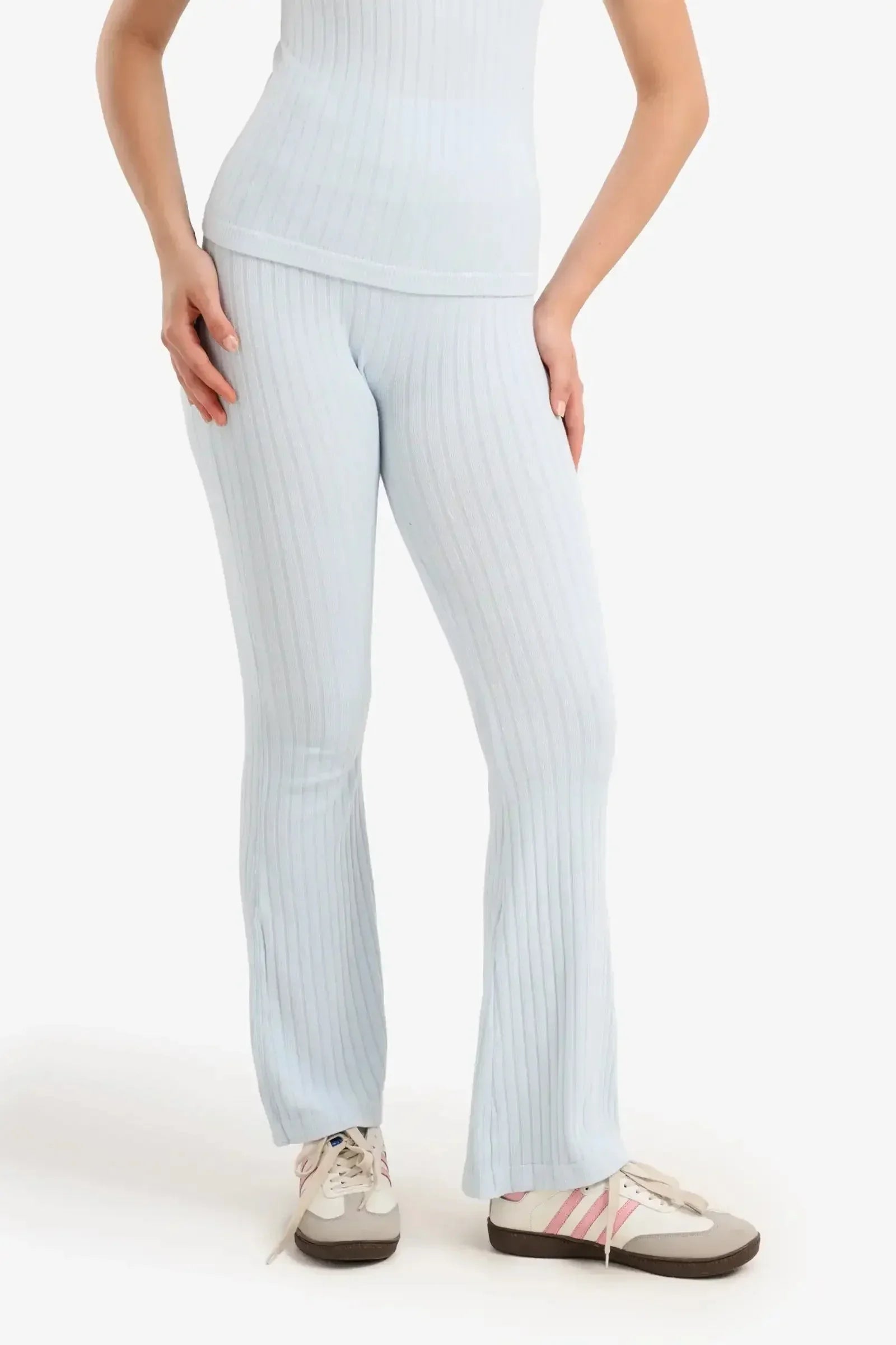 Carina - Ribbed Flare Leggings 2