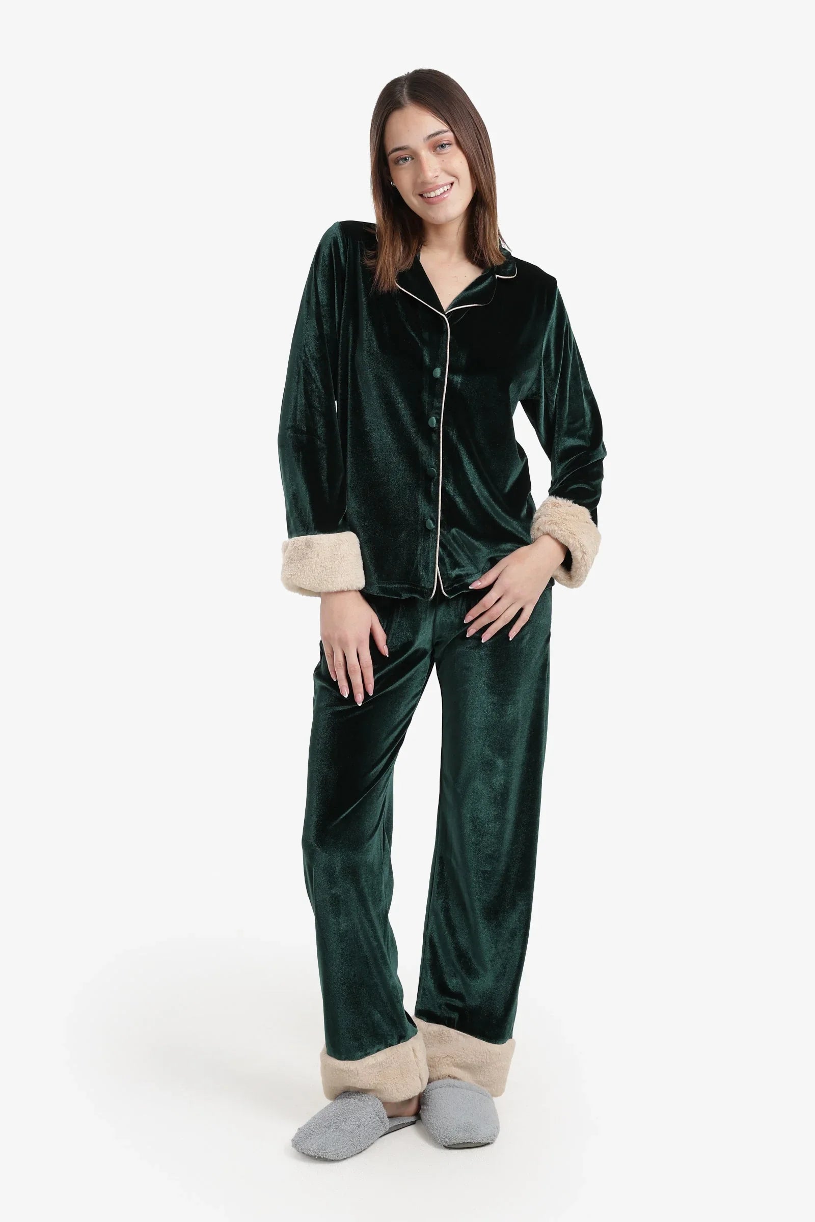 Carina - Velvet Button-Down Pyjama Set 1