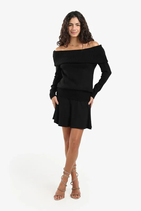 Carina - Off-Shoulder Ribbed Pullover 1