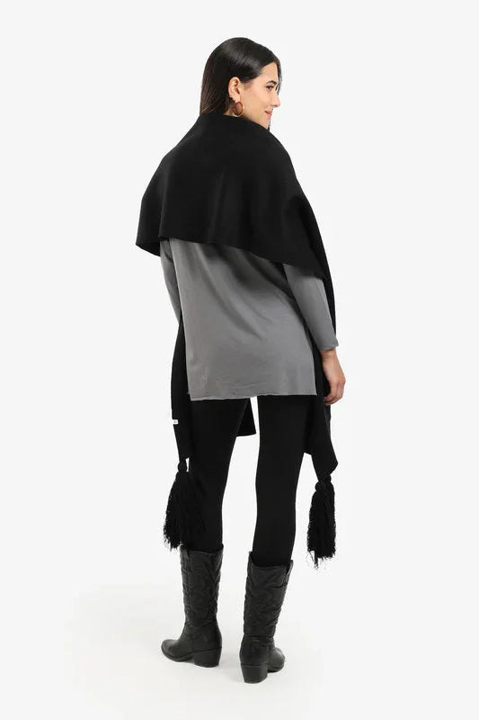 Carina - Knitted Poncho with Tassels 5