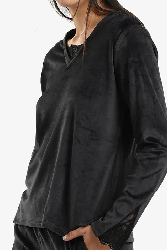 Carina - V-Neck with Lace Pyjama Set 19