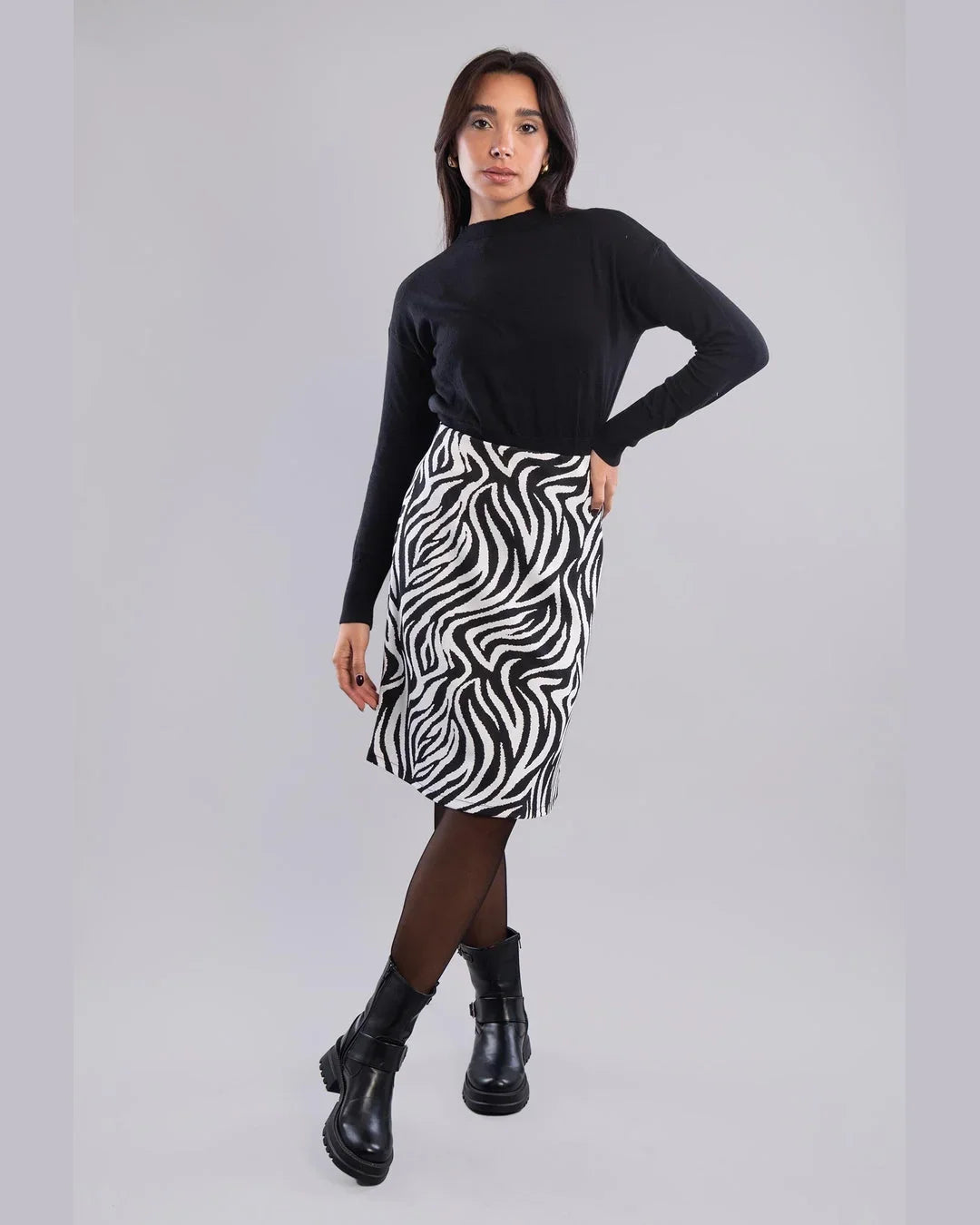 Viva - Black & White A-line Skirt 1