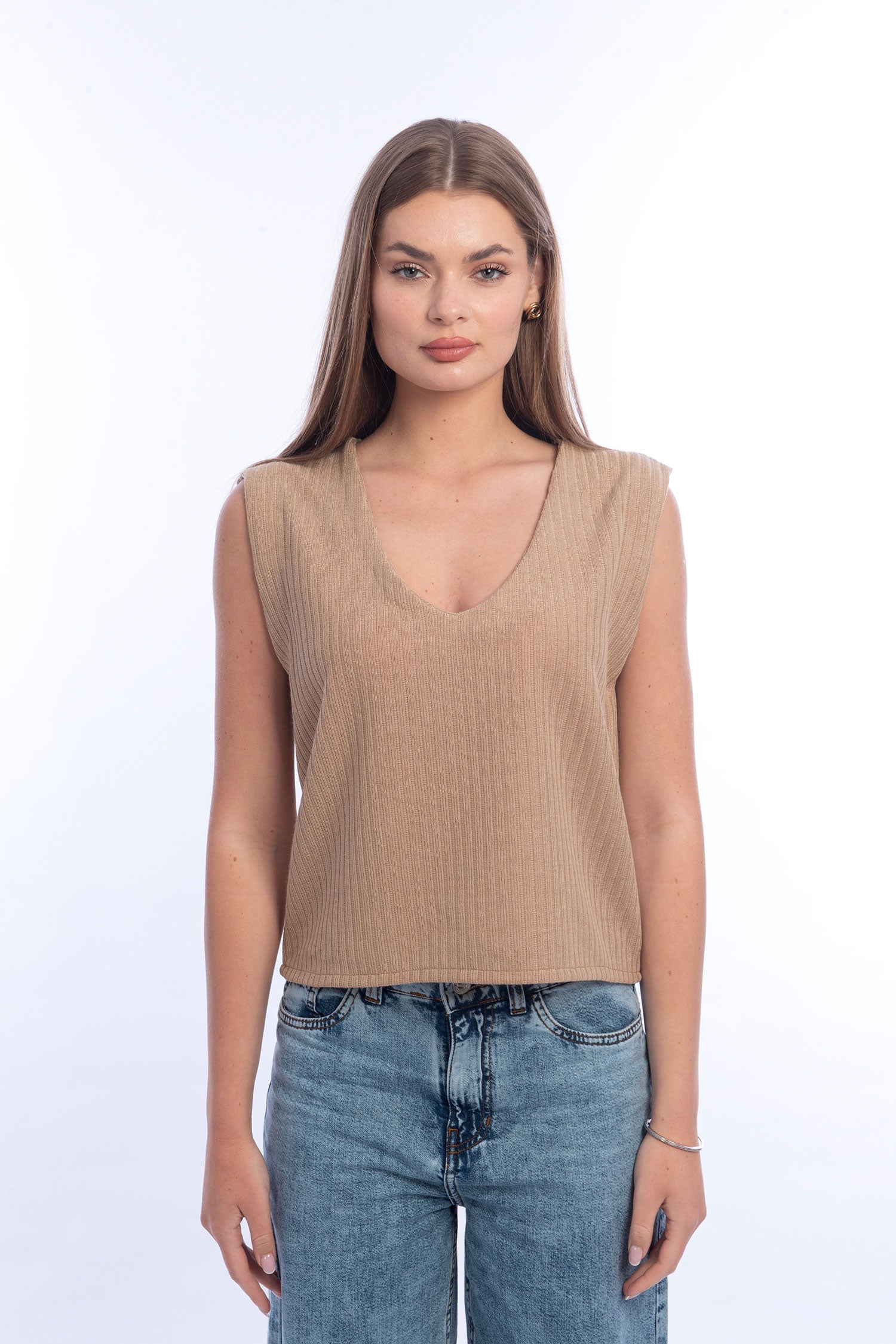 Viva - V-neck Knitted Vest 4