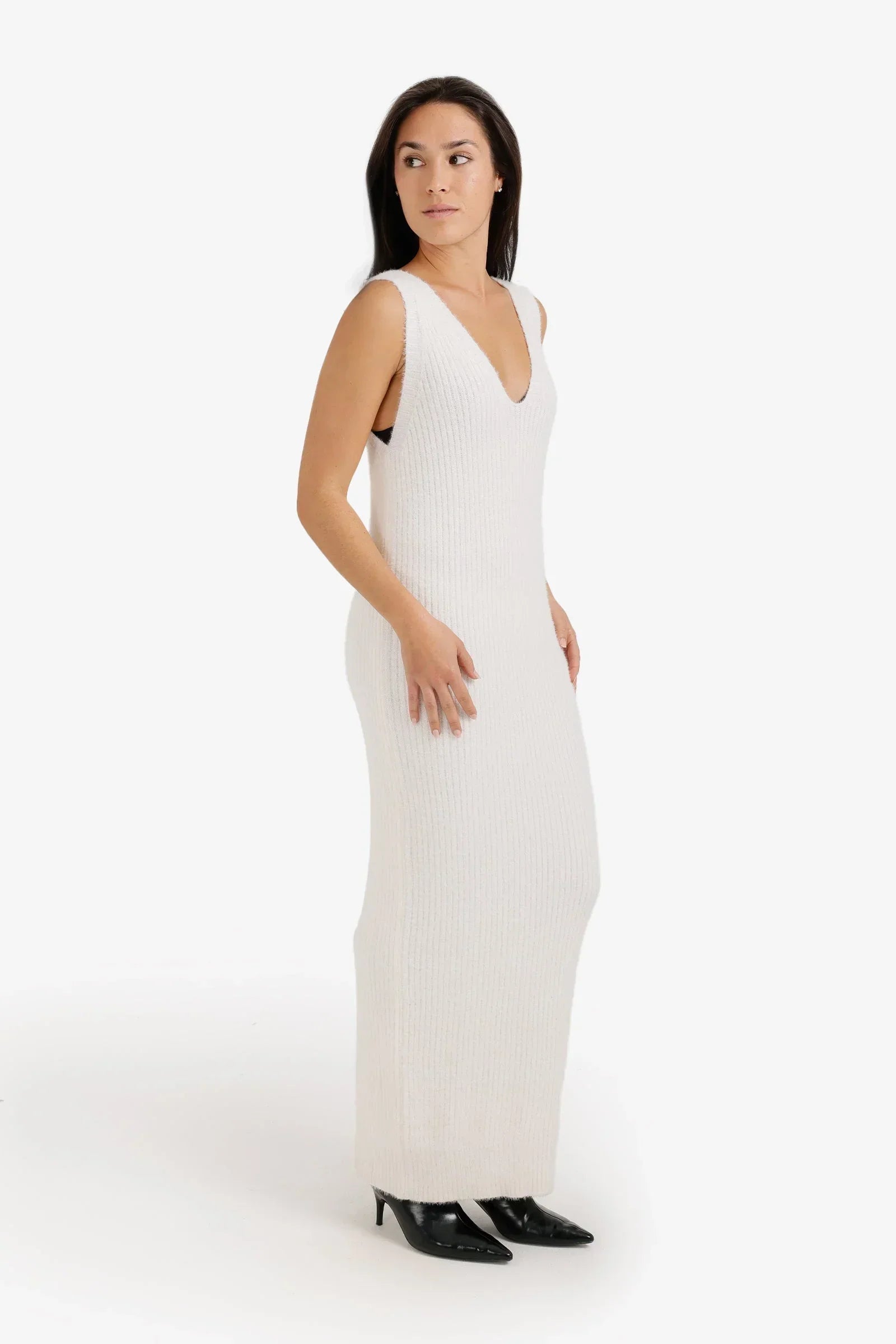 Clue - V-Neck Midi Dress 6