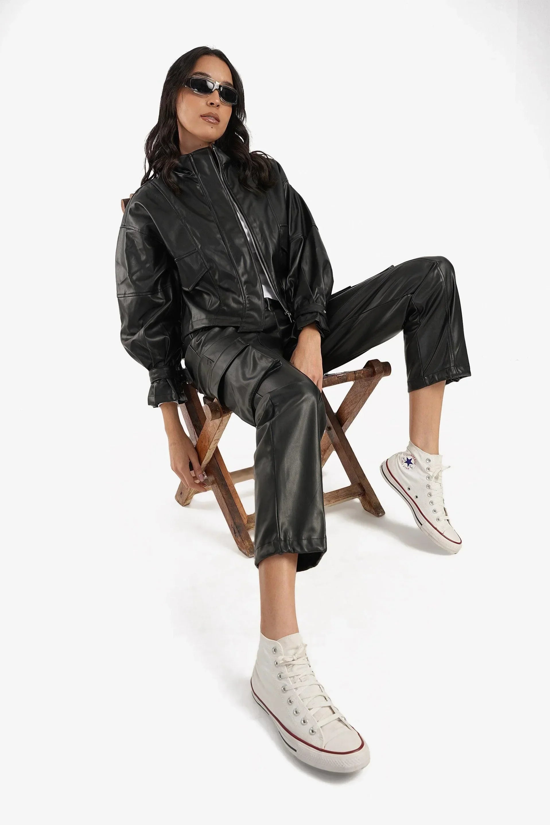 Clue - Black Leather Baggy Pants 4