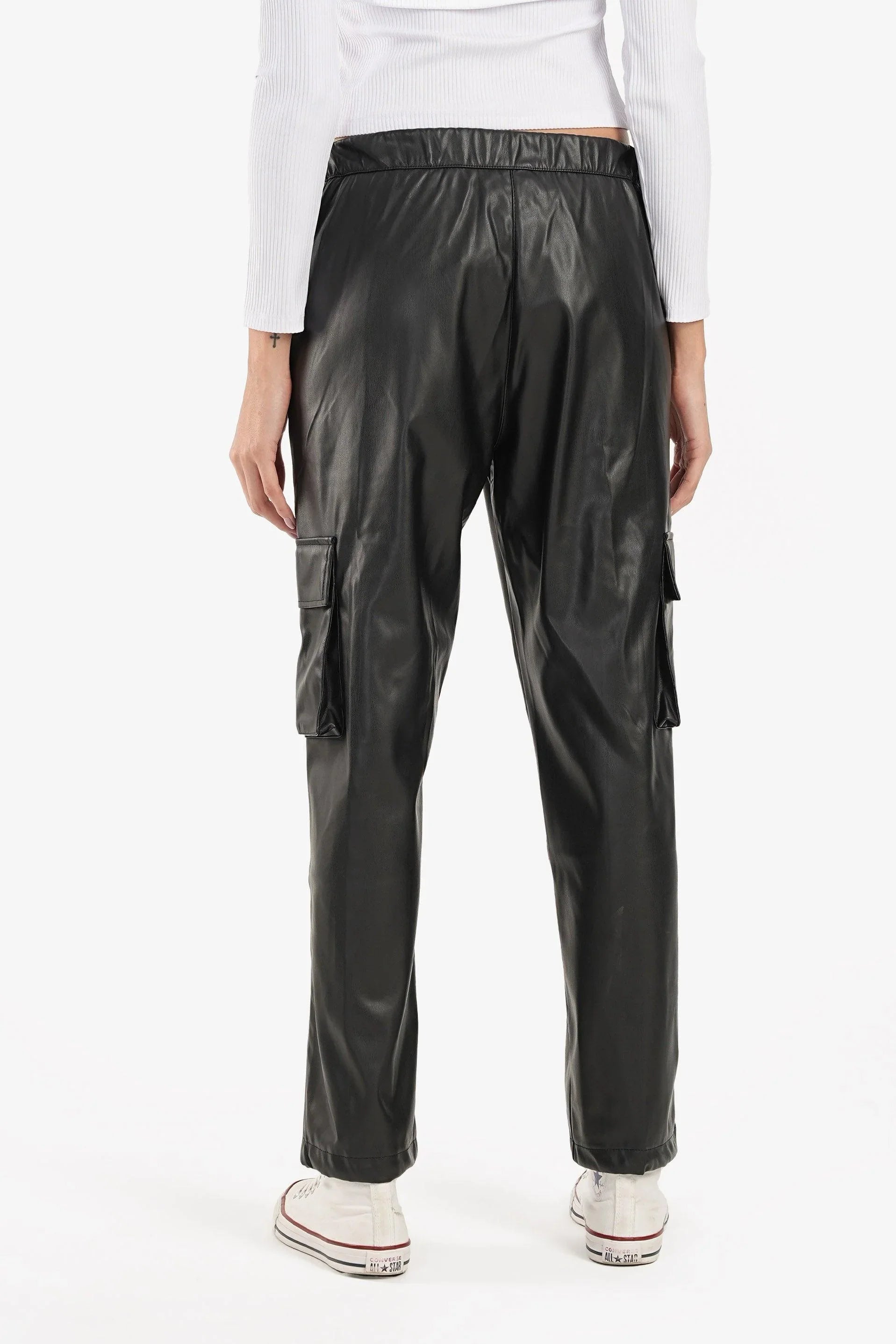 Clue - Black Leather Baggy Pants 3