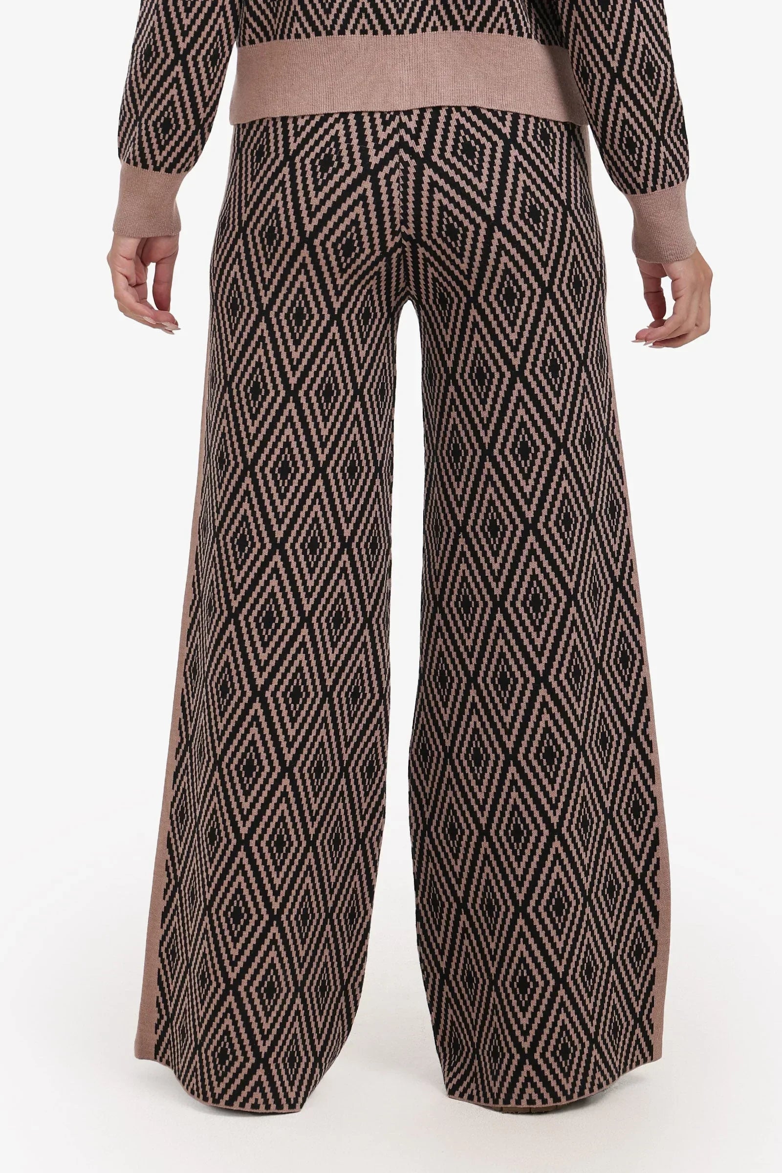 Carina - Diamond Pattern Lounge Pants 3