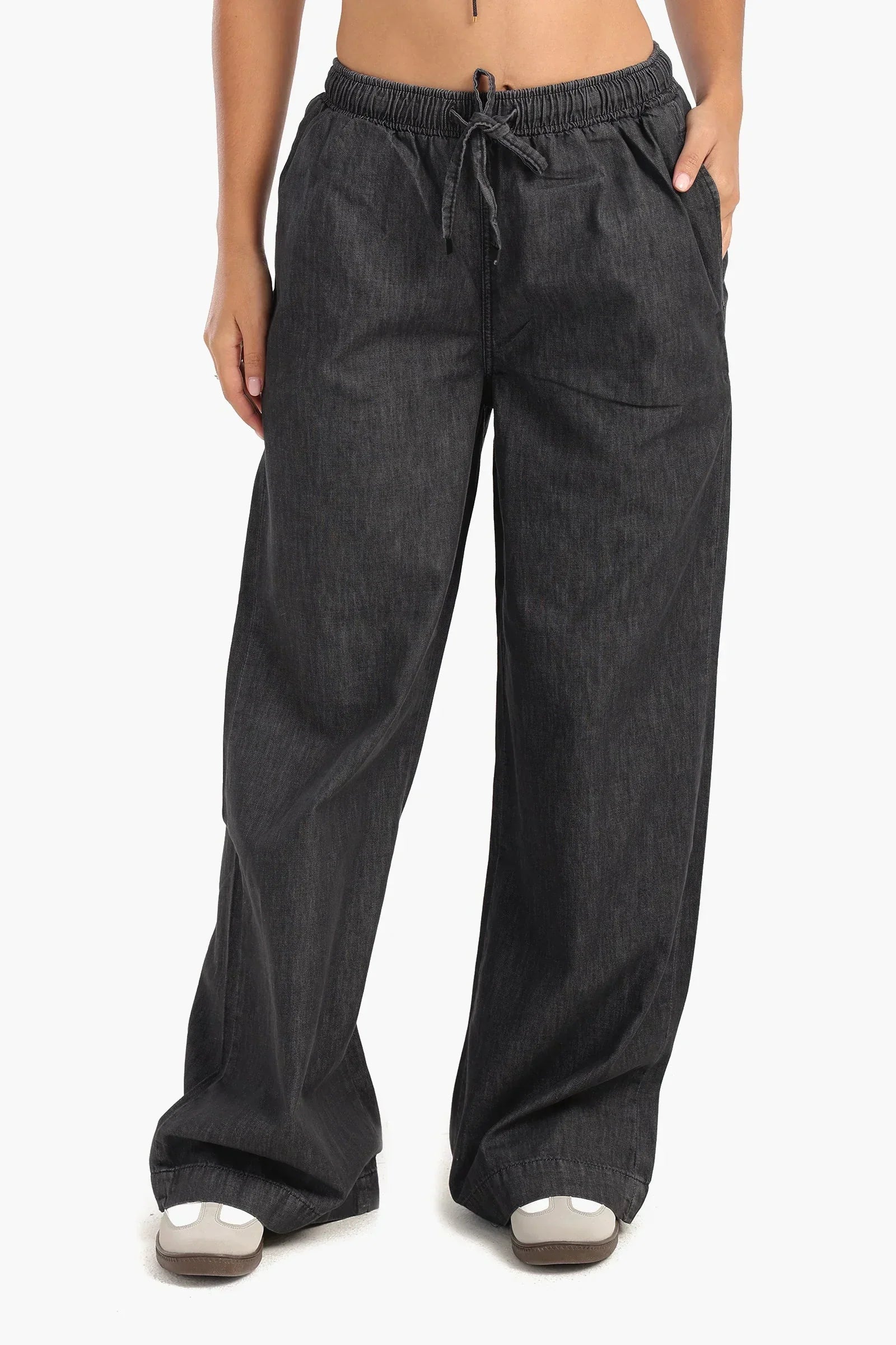 Clue - Casual Chic Denim Pants 1