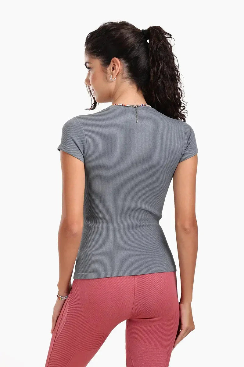 Carina - Slim Fit Ribbed Top 11