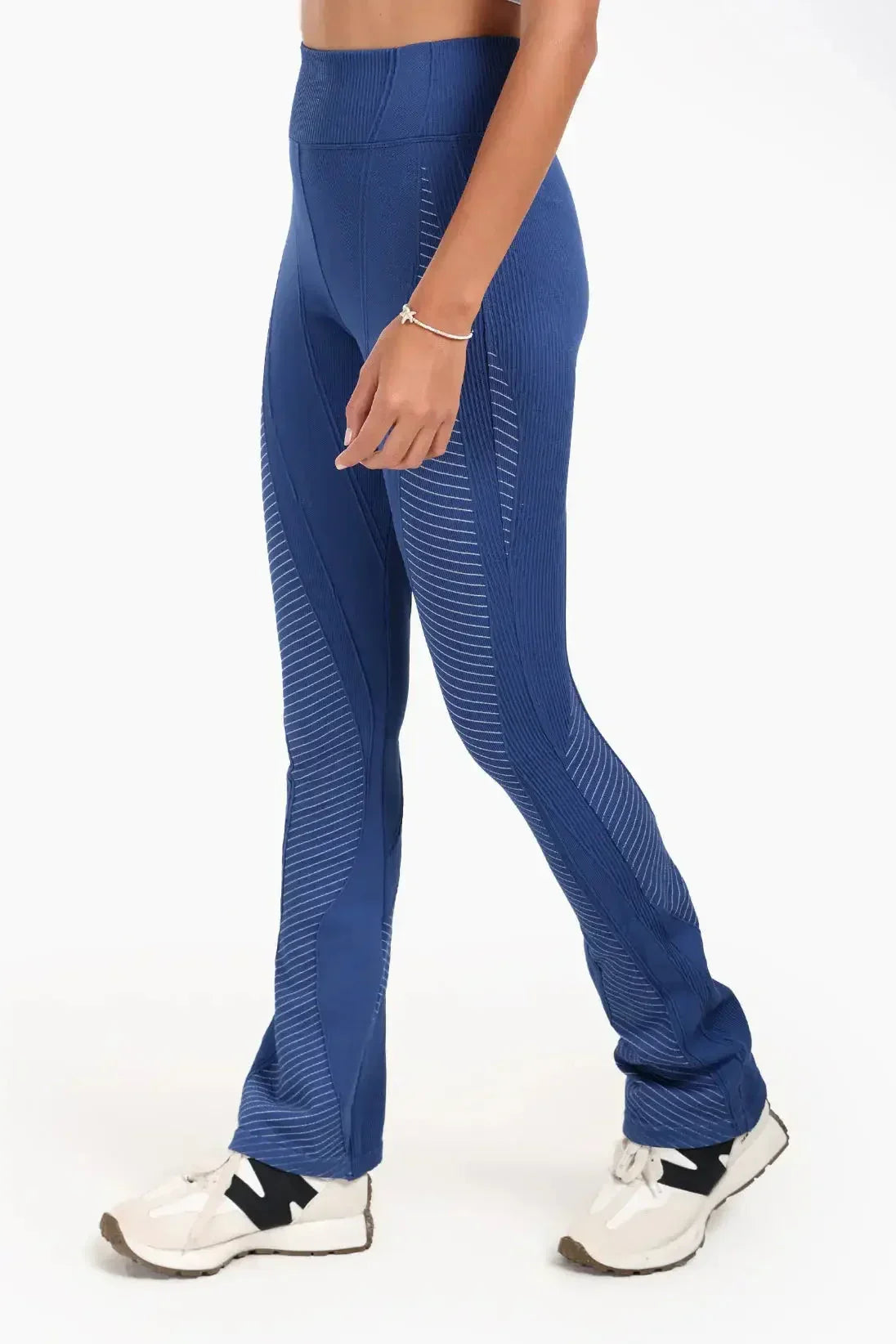 Carina - Textured High-Waist Sports Pants 4