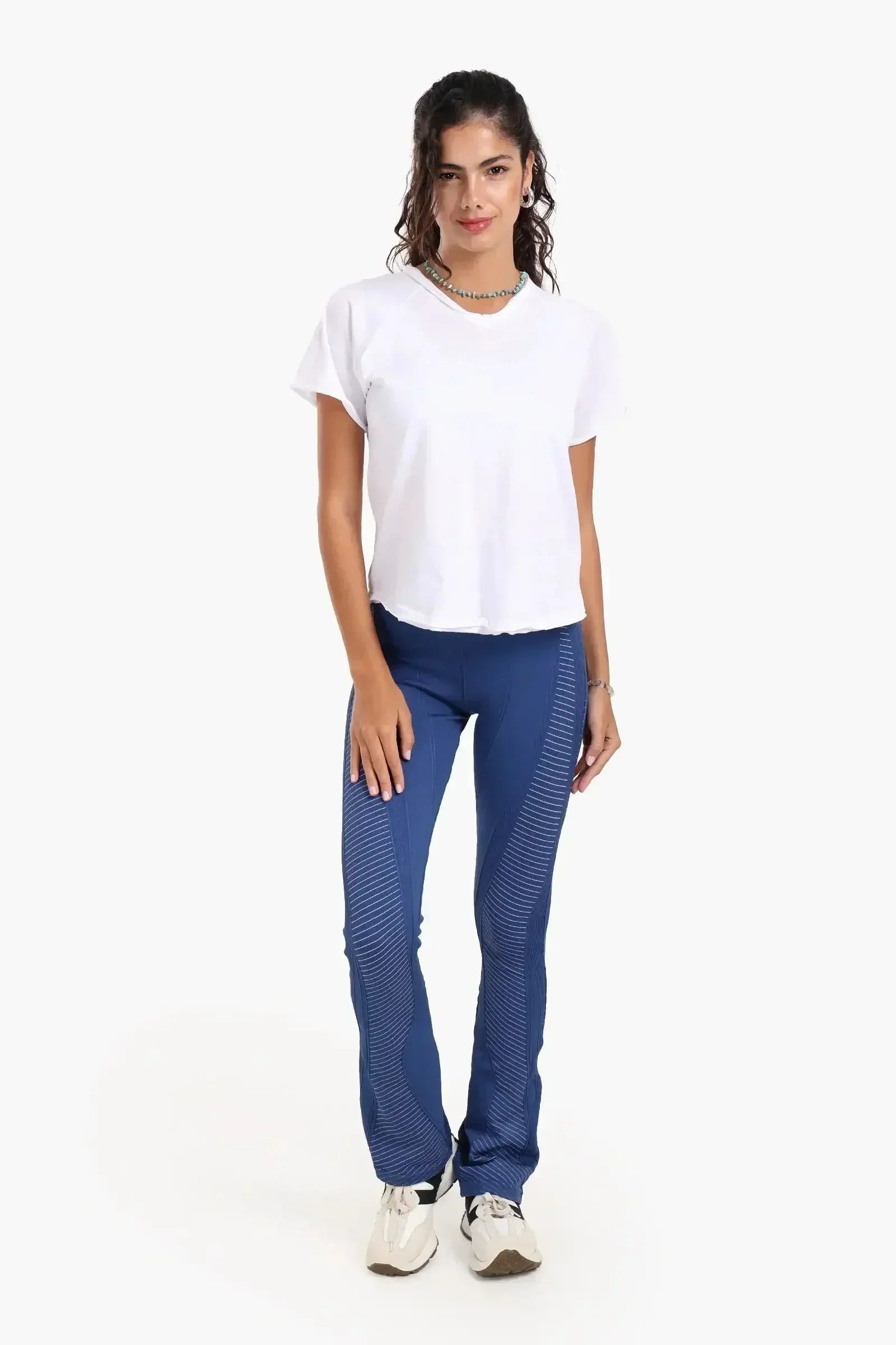 Carina - Basic Cotton T-Shirt 9