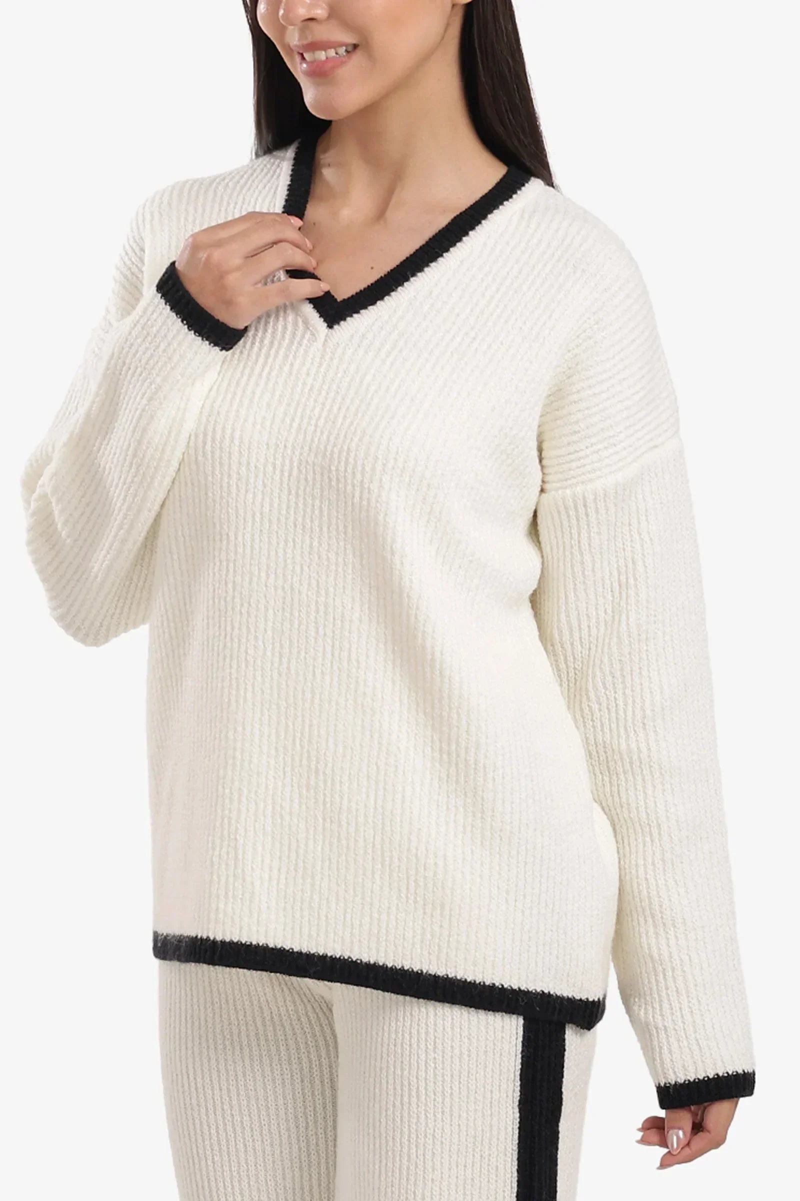 Carina - Contrast Trim Lounge Set 4