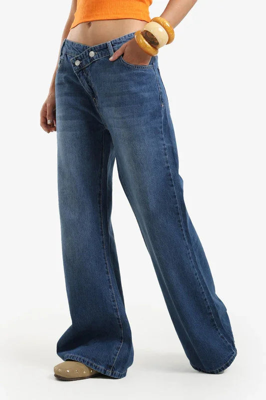 Carina - High-Rise Straight-Leg Jeans 2
