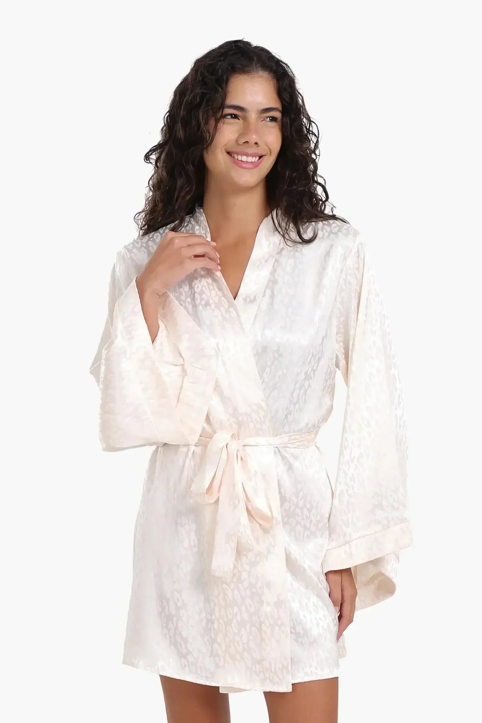 Carina - Elegant Self-Jacquard Robe 2
