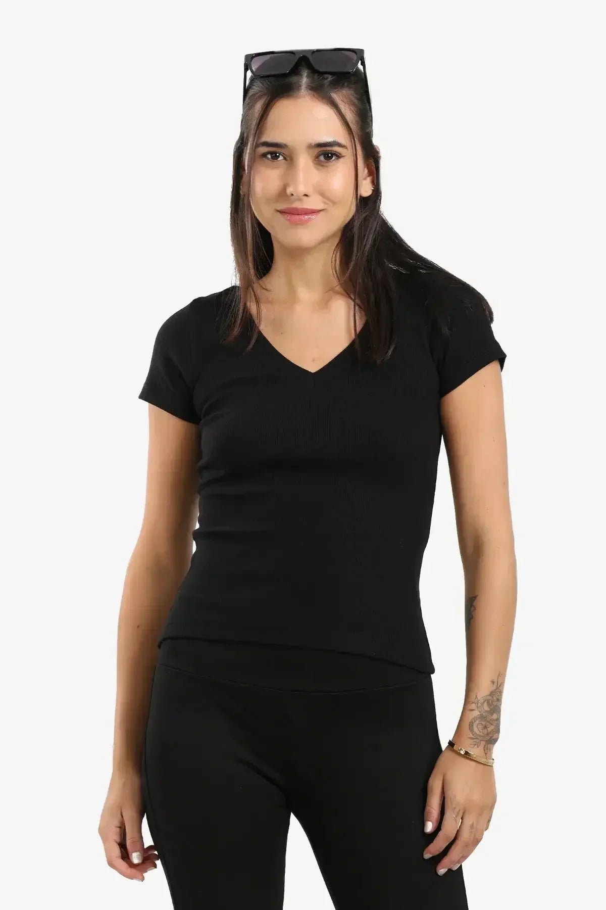 Carina - Ribbed V-Neck Fitted Top 9
