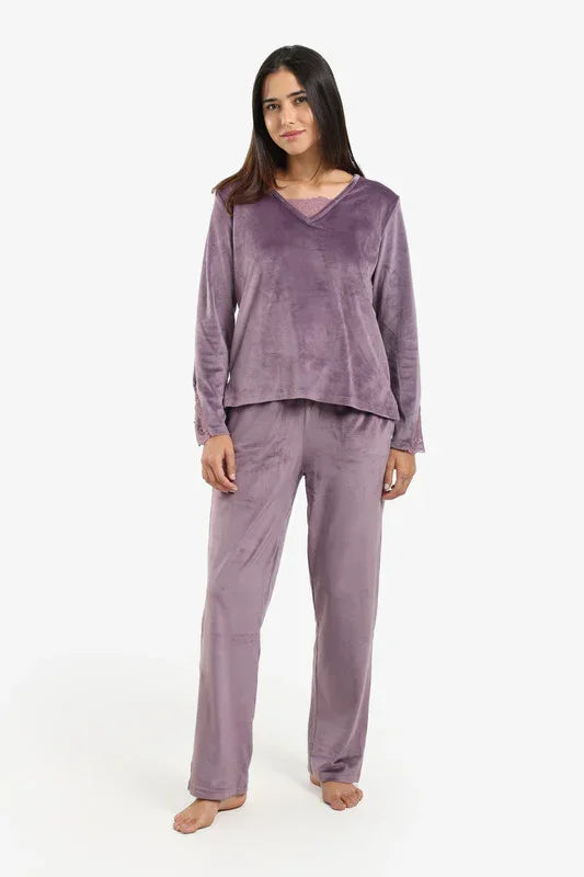 Carina - V-Neck with Lace Pyjama Set 3