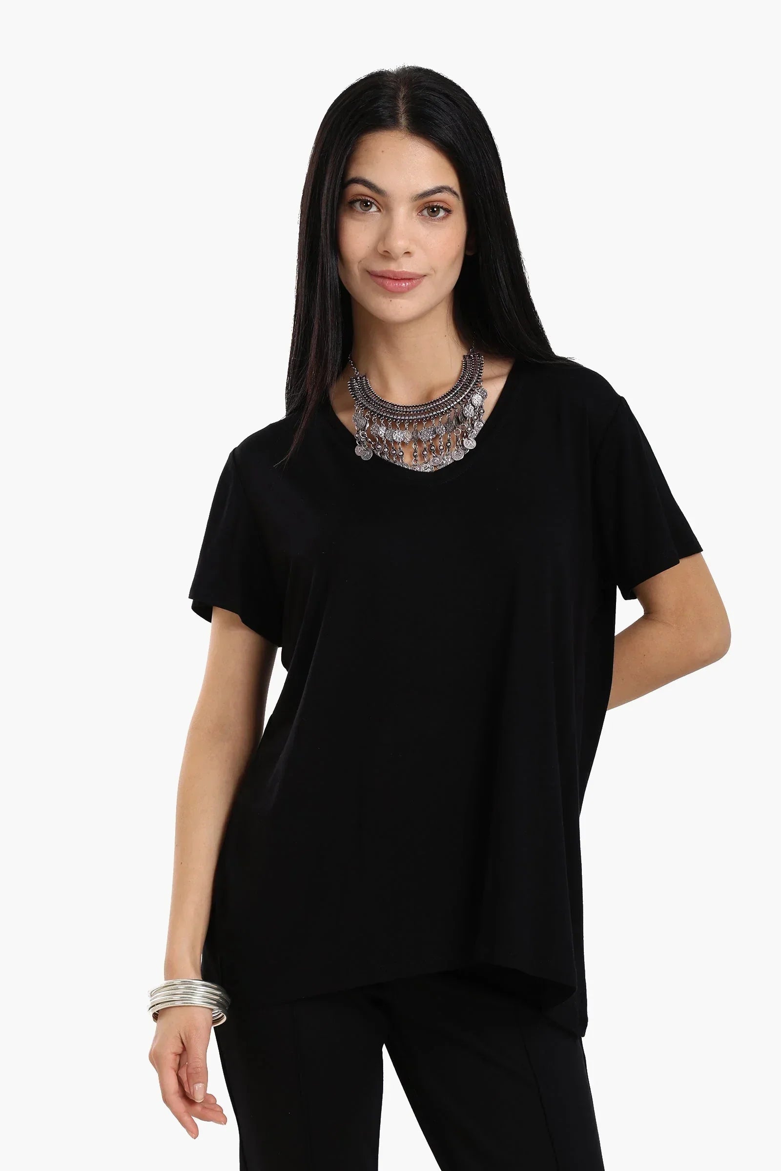 Clue - Essential V-Neck T-Shirt 1