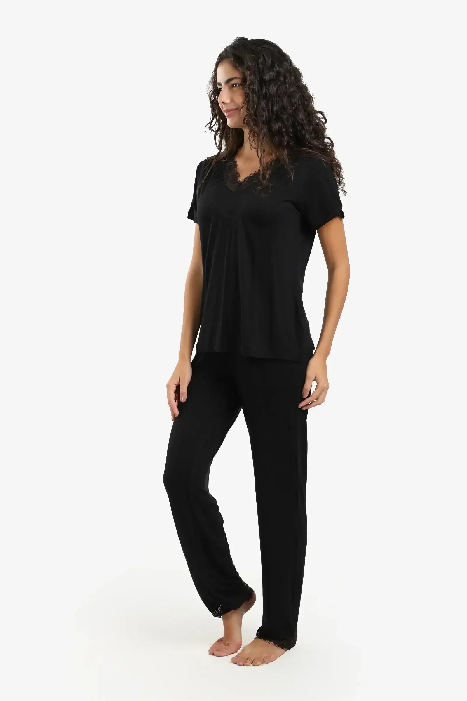 Carina - Pyjama Set with Lace Edges 18