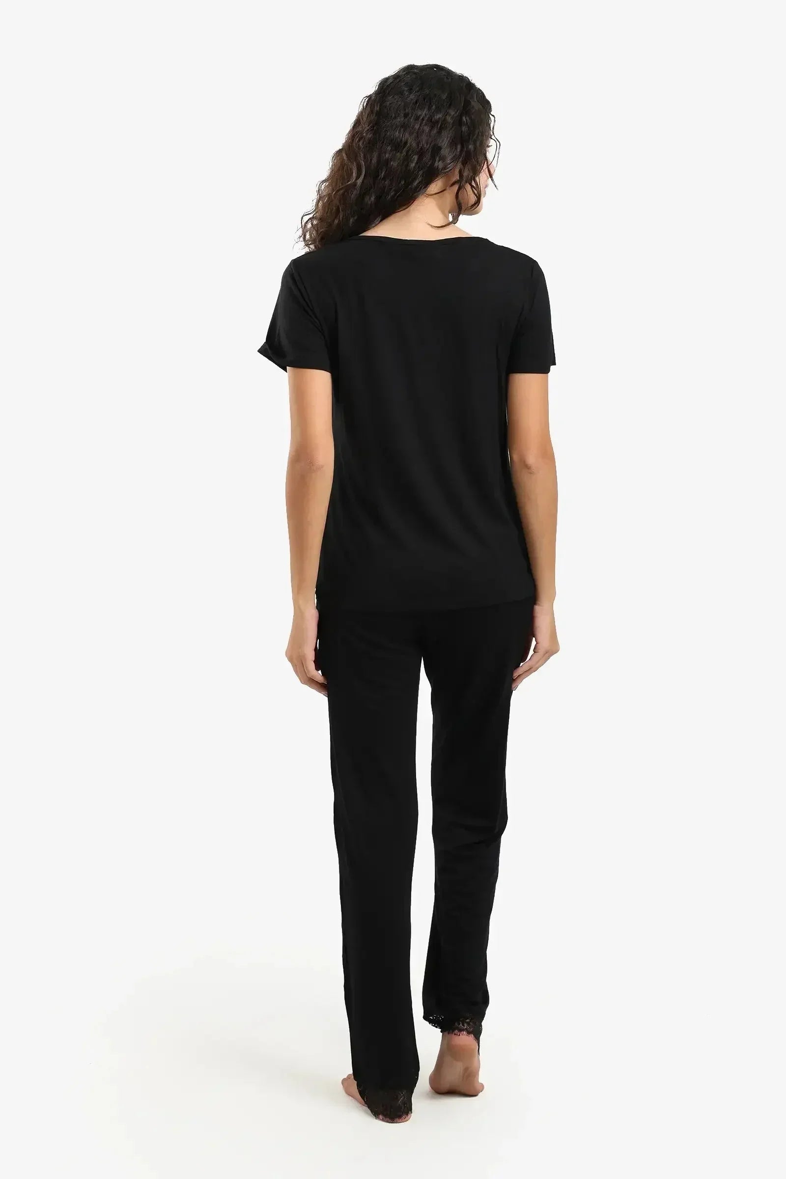 Carina - Pyjama Set with Lace Edges 19