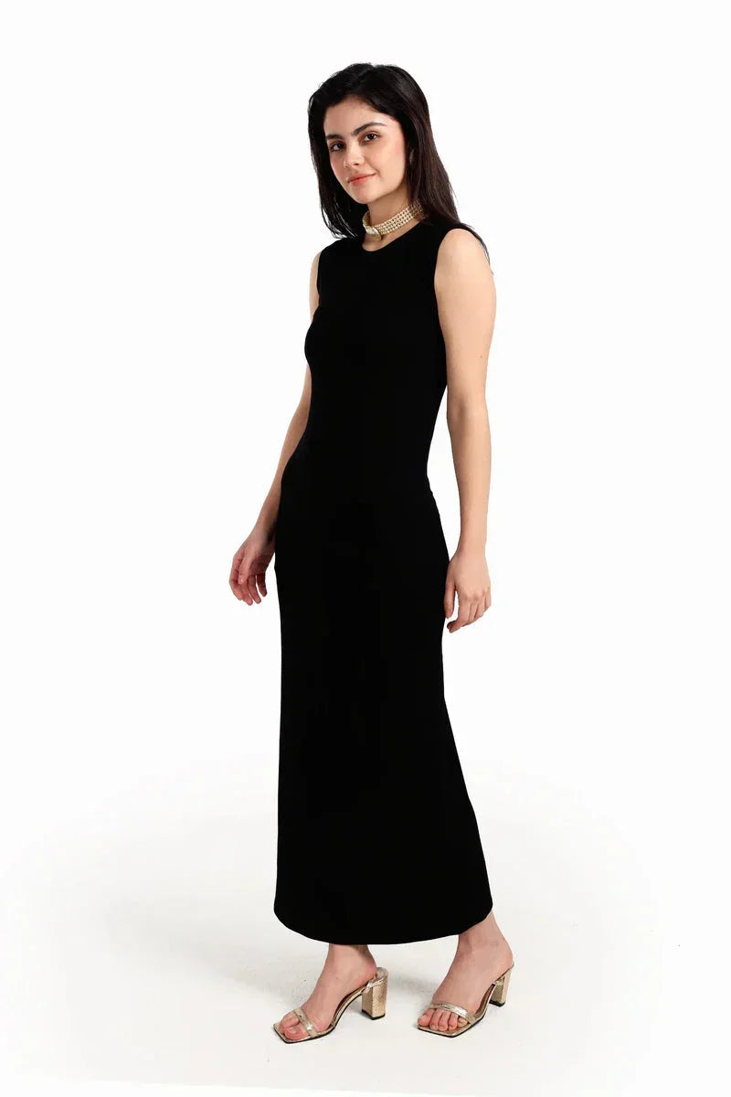 Sleeveless Dress with Back Slit - Carina 4