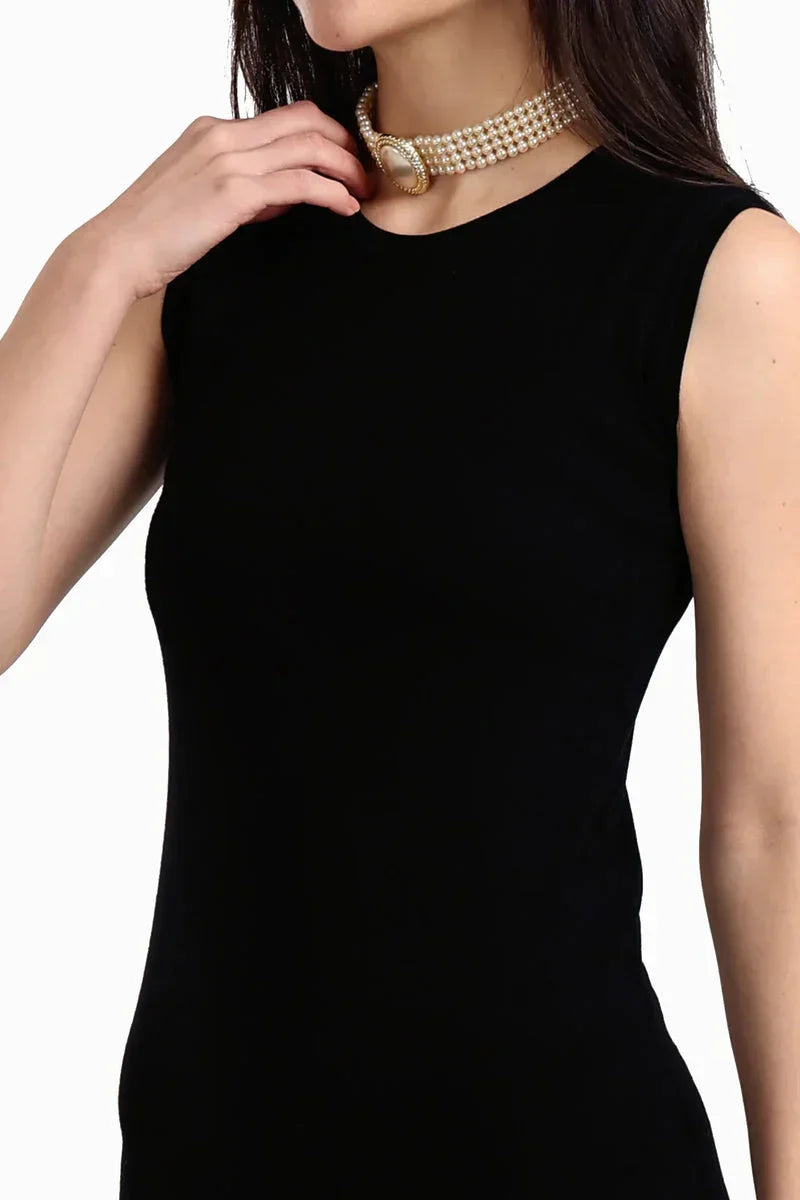 Sleeveless Dress with Back Slit - Carina 10