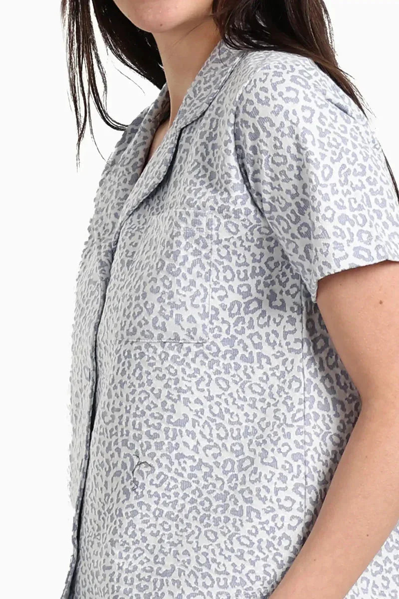 Chic Leopard Print Pyjama Set - Carina 4