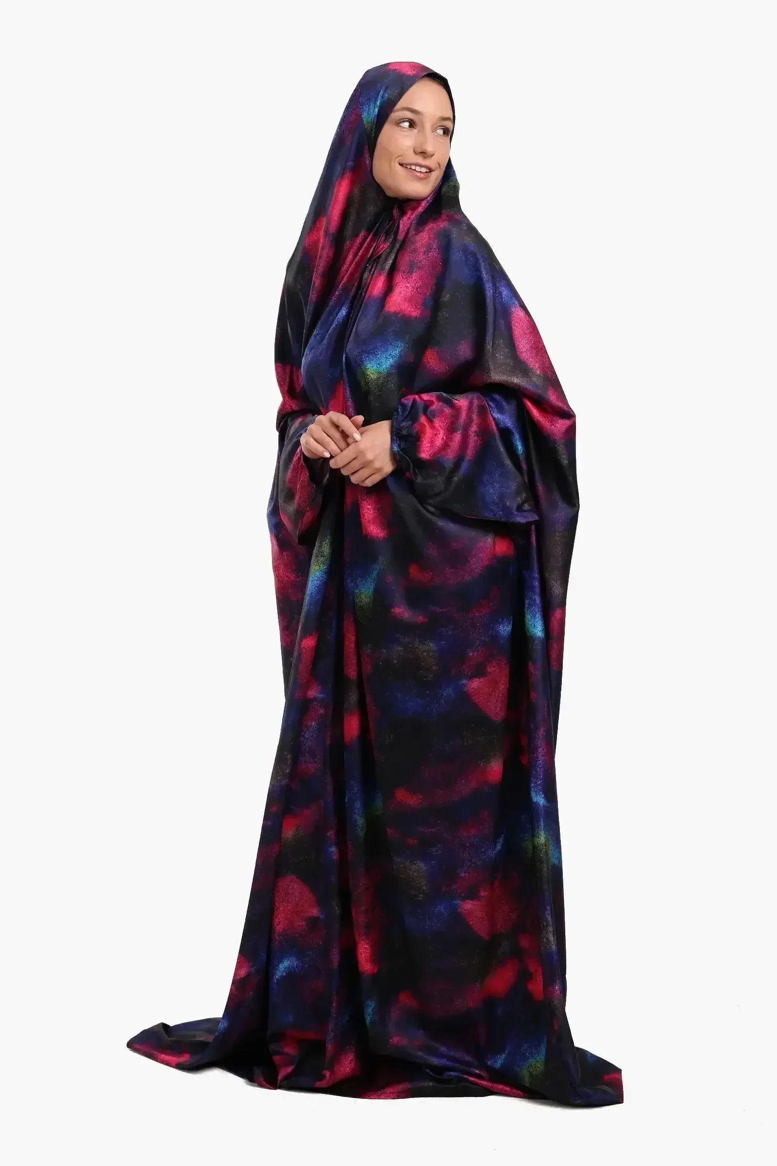 Carina - Colored Satin Prayer Isdal 3