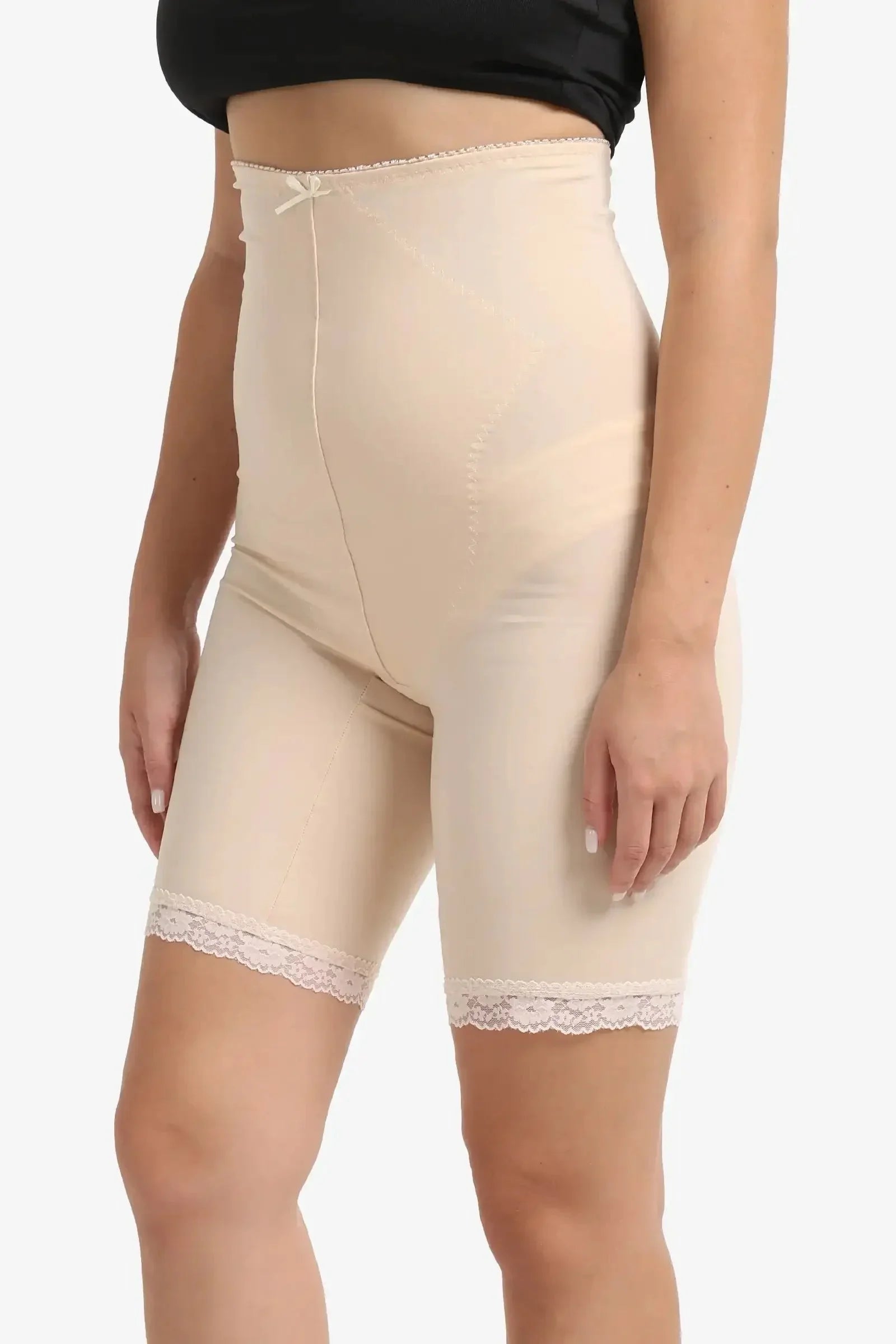 Carina - Lace Trim Short Corset 1