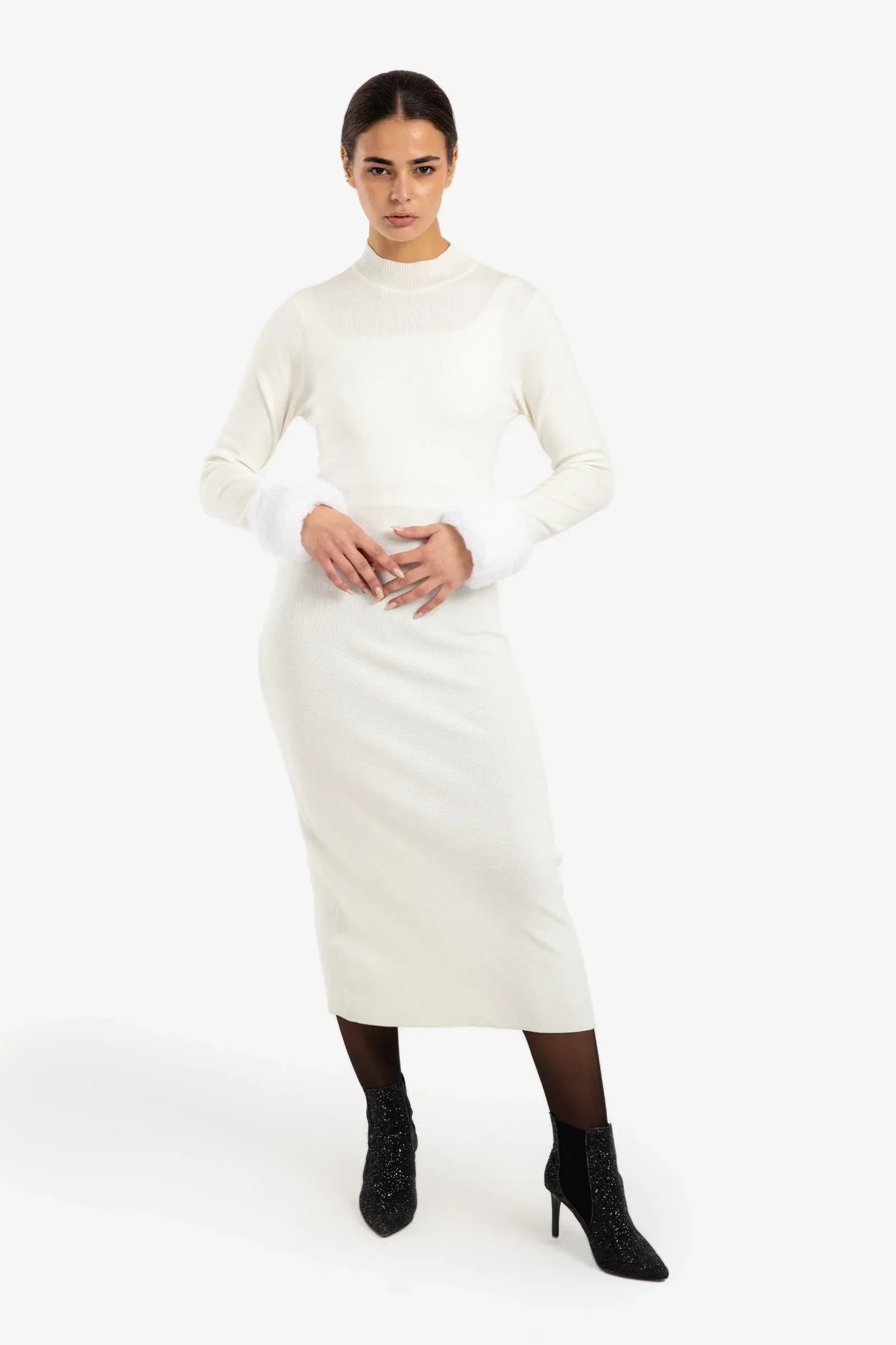Clue - Fur Cuff Midi Dress 1