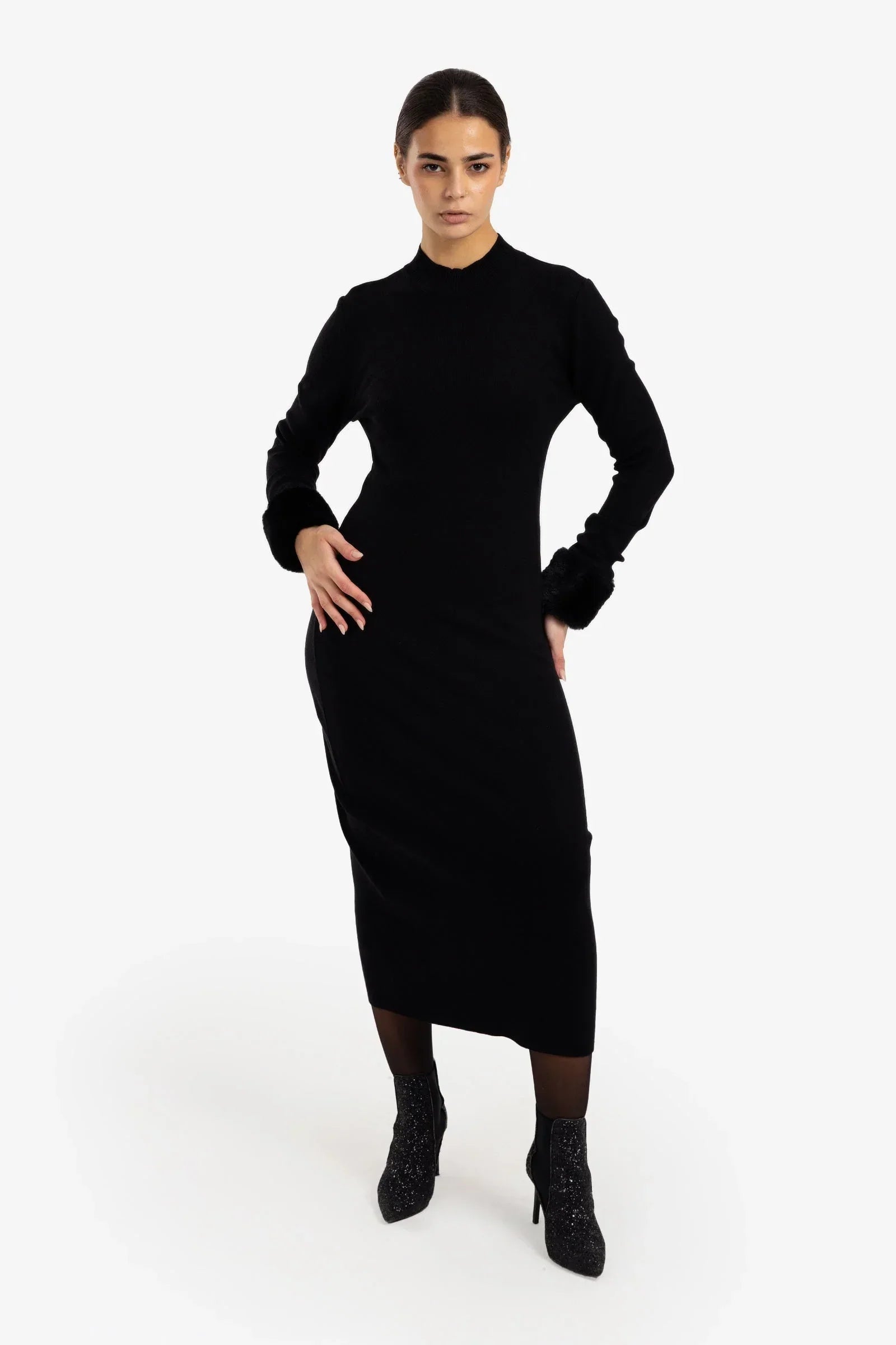 Clue - Fur Cuff Midi Dress 5