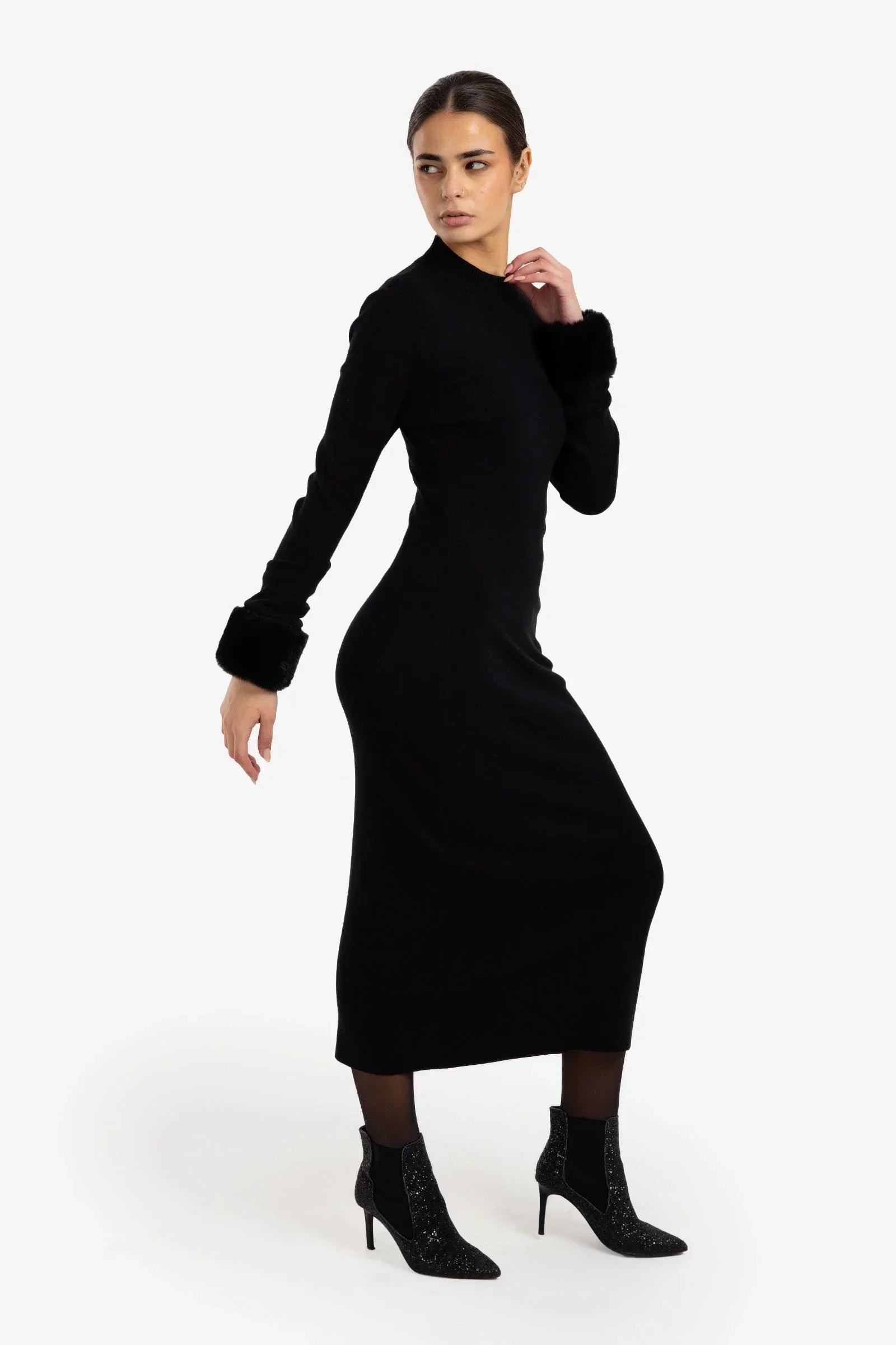 Clue - Fur Cuff Midi Dress 6